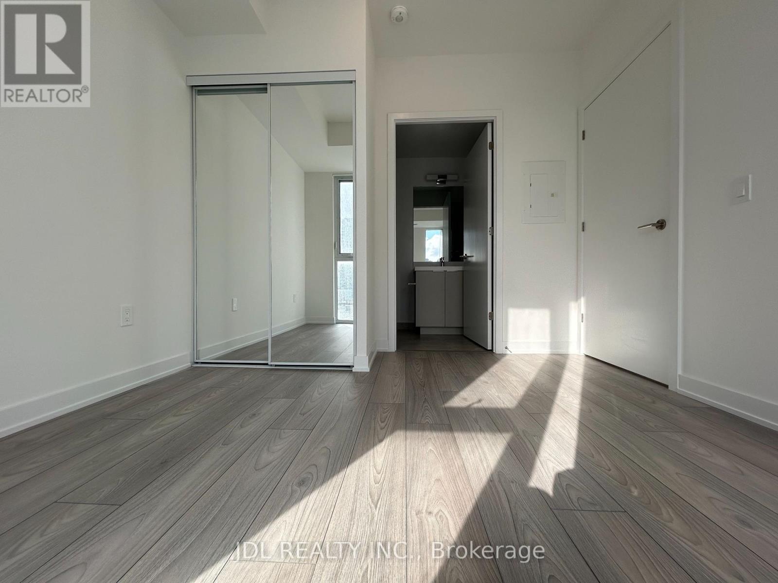 320 - 5858 Yonge St Street, Toronto, Ontario  M2M 3T3 - Photo 8 - C12557832