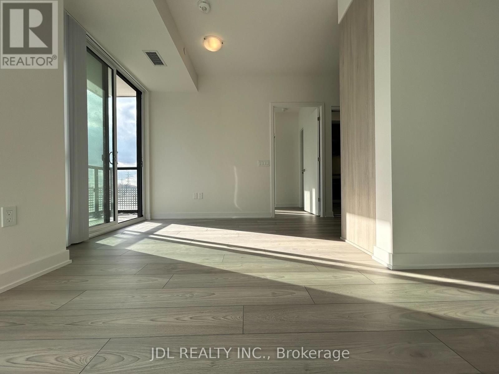 320 - 5858 Yonge St Street, Toronto, Ontario  M2M 3T3 - Photo 5 - C12557832