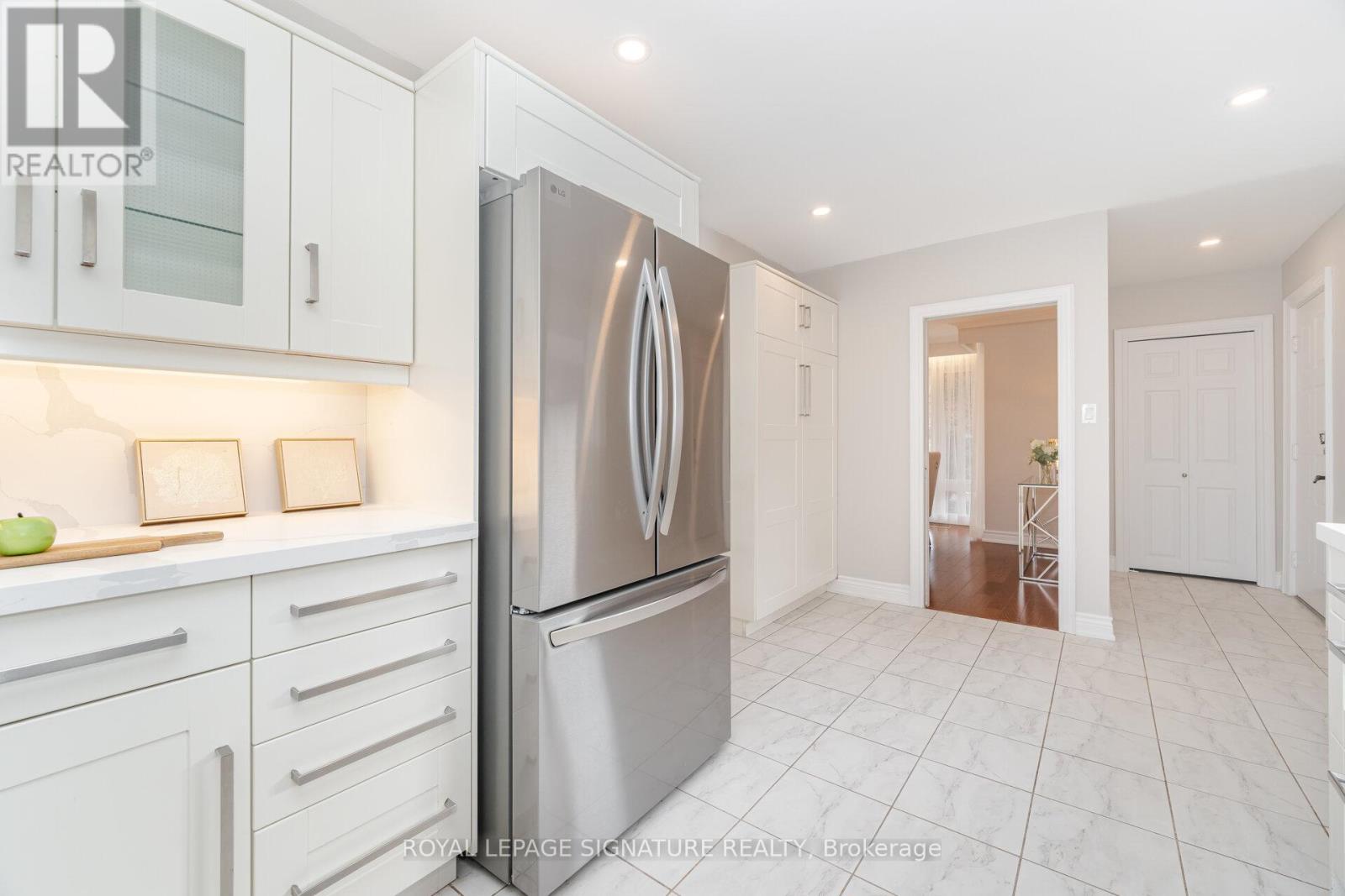 14 Echo Valley Ridge, Toronto, Ontario  M9B 2B3 - Photo 15 - W12559648