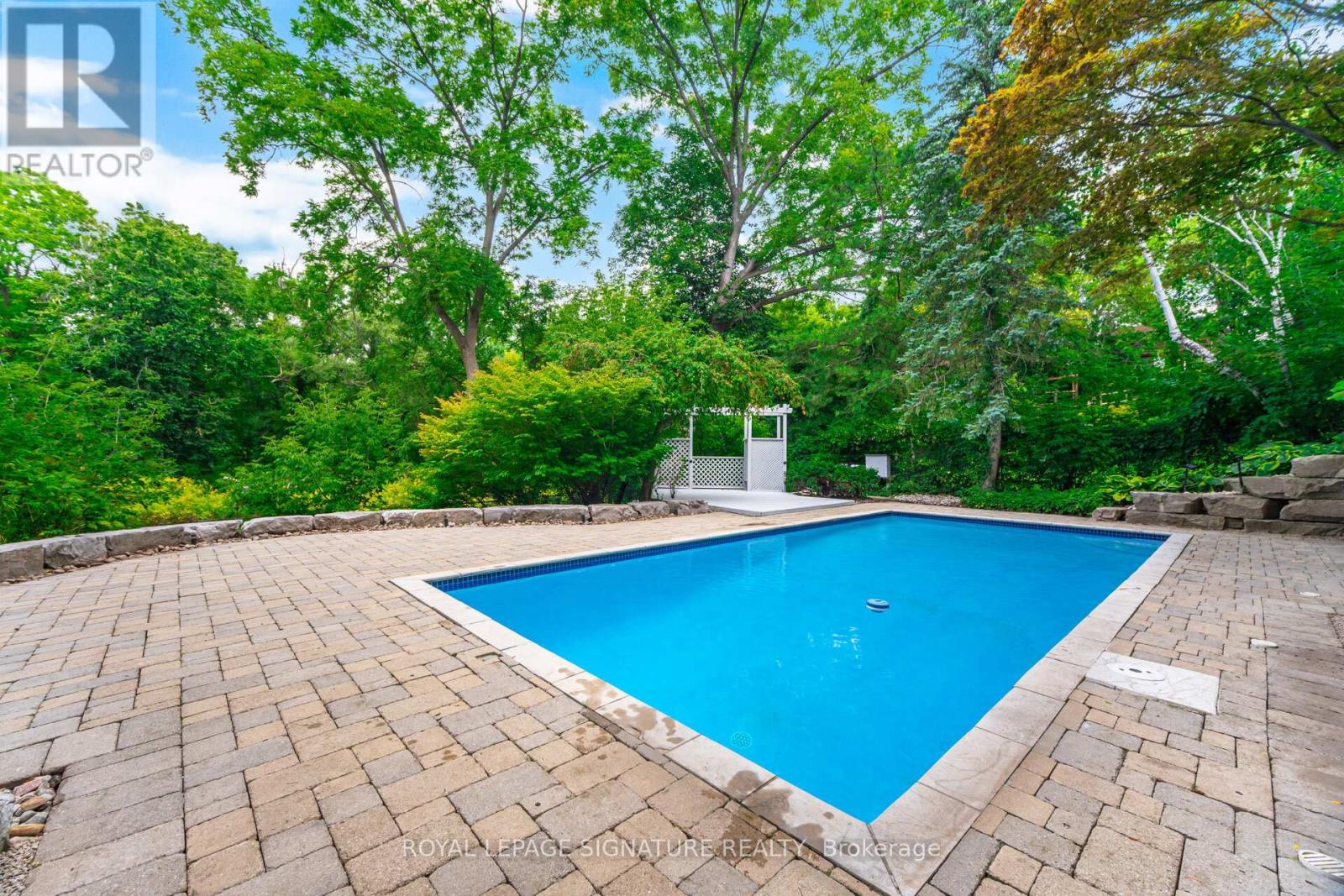 14 Echo Valley Ridge, Toronto, Ontario  M9B 2B3 - Photo 43 - W12559648