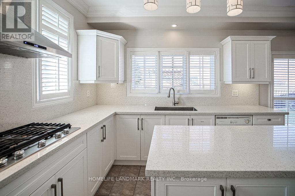 3565 Stonecutter Crescent S, Mississauga, Ontario  L5M 7N7 - Photo 10 - W12565076