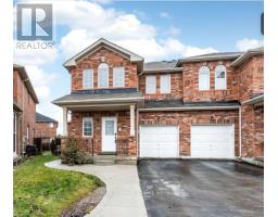 25 COMMODORE DRIVE, Brampton, Ontario