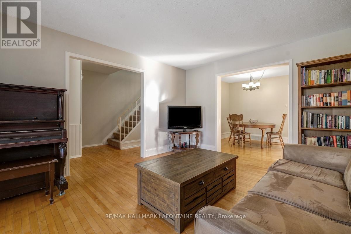 3365 D'aoust Avenue, Ottawa, Ontario  K1T 1P3 - Photo 8 - X12565308