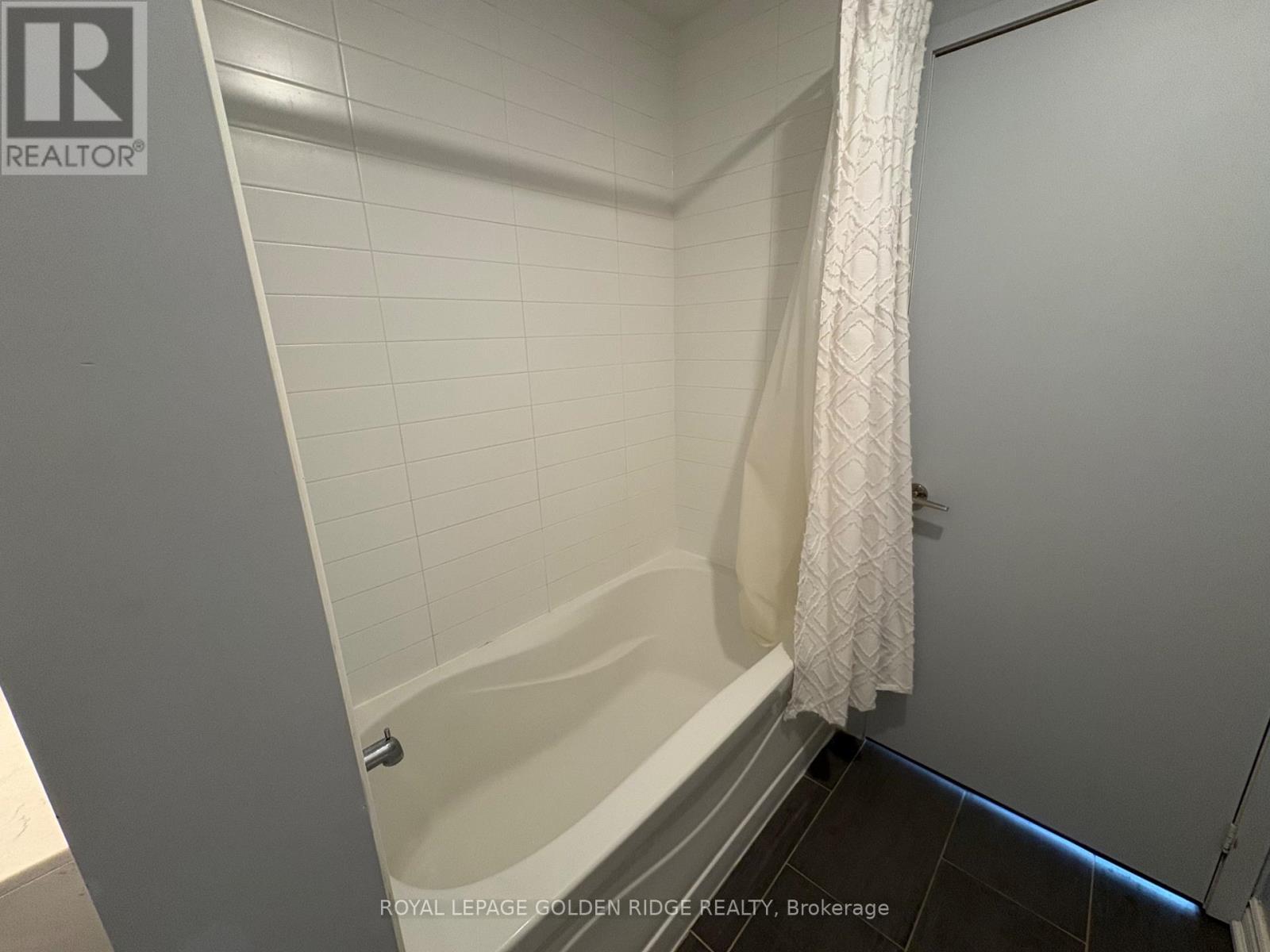 1119 - 21 Nelson Street, Toronto, Ontario  M5V 3H9 - Photo 15 - C12565246
