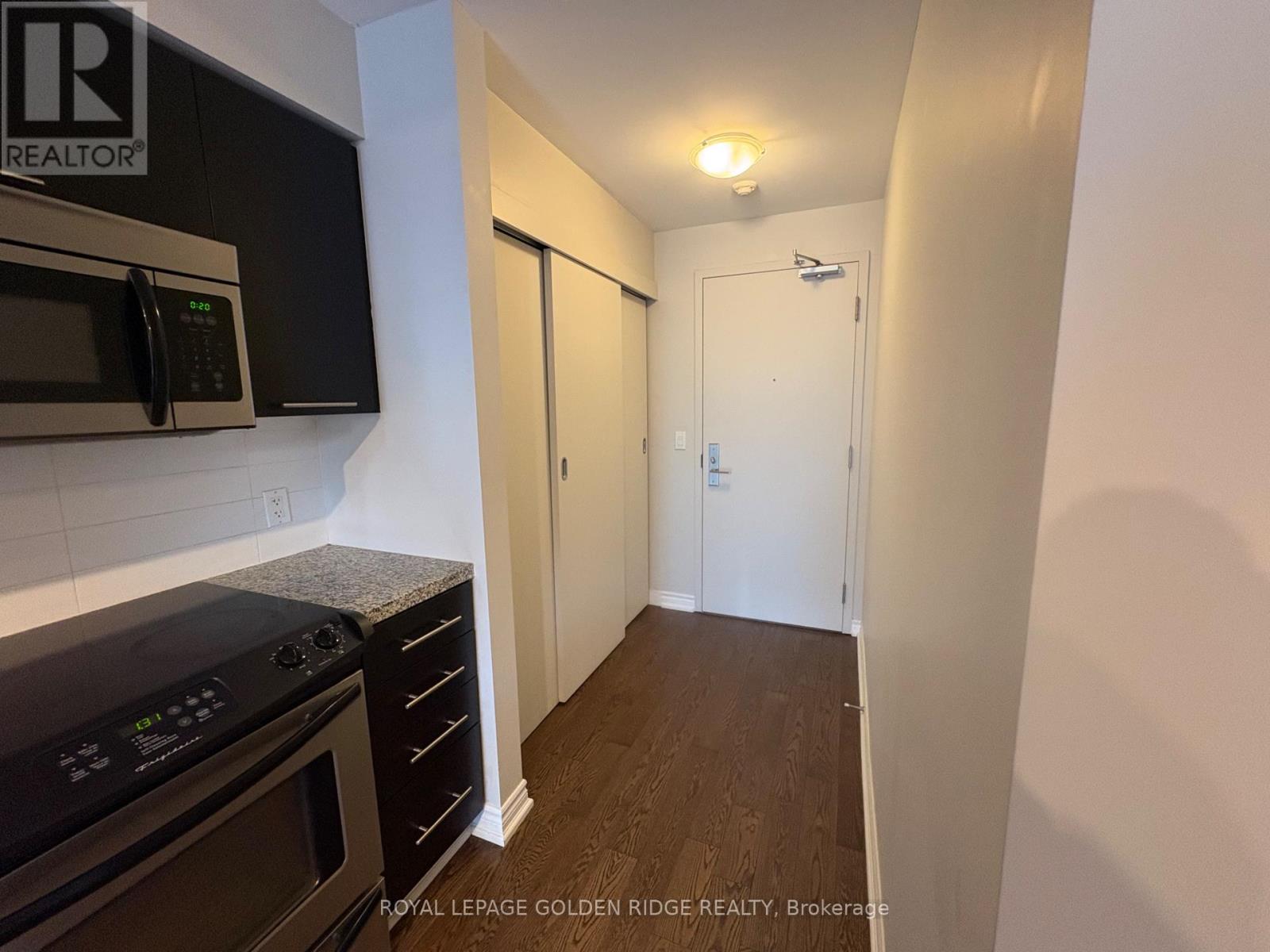 1119 - 21 Nelson Street, Toronto, Ontario  M5V 3H9 - Photo 6 - C12565246