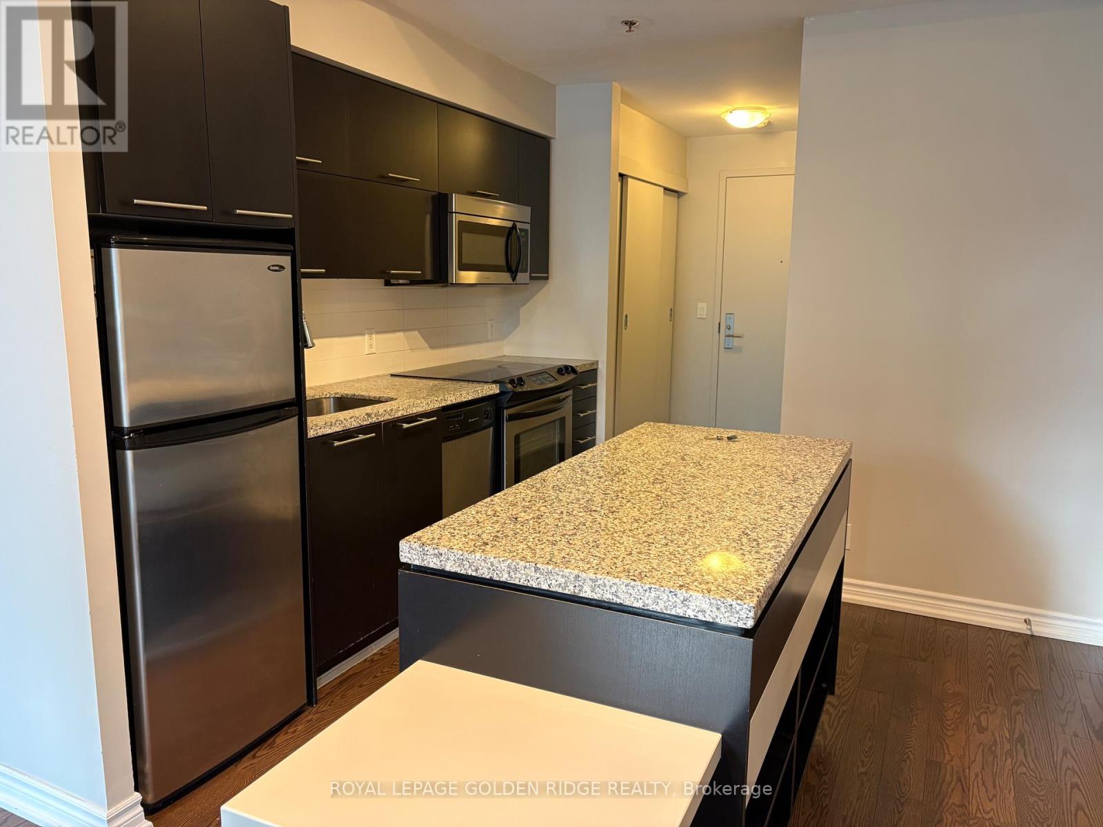 1119 - 21 Nelson Street, Toronto, Ontario  M5V 3H9 - Photo 7 - C12565246