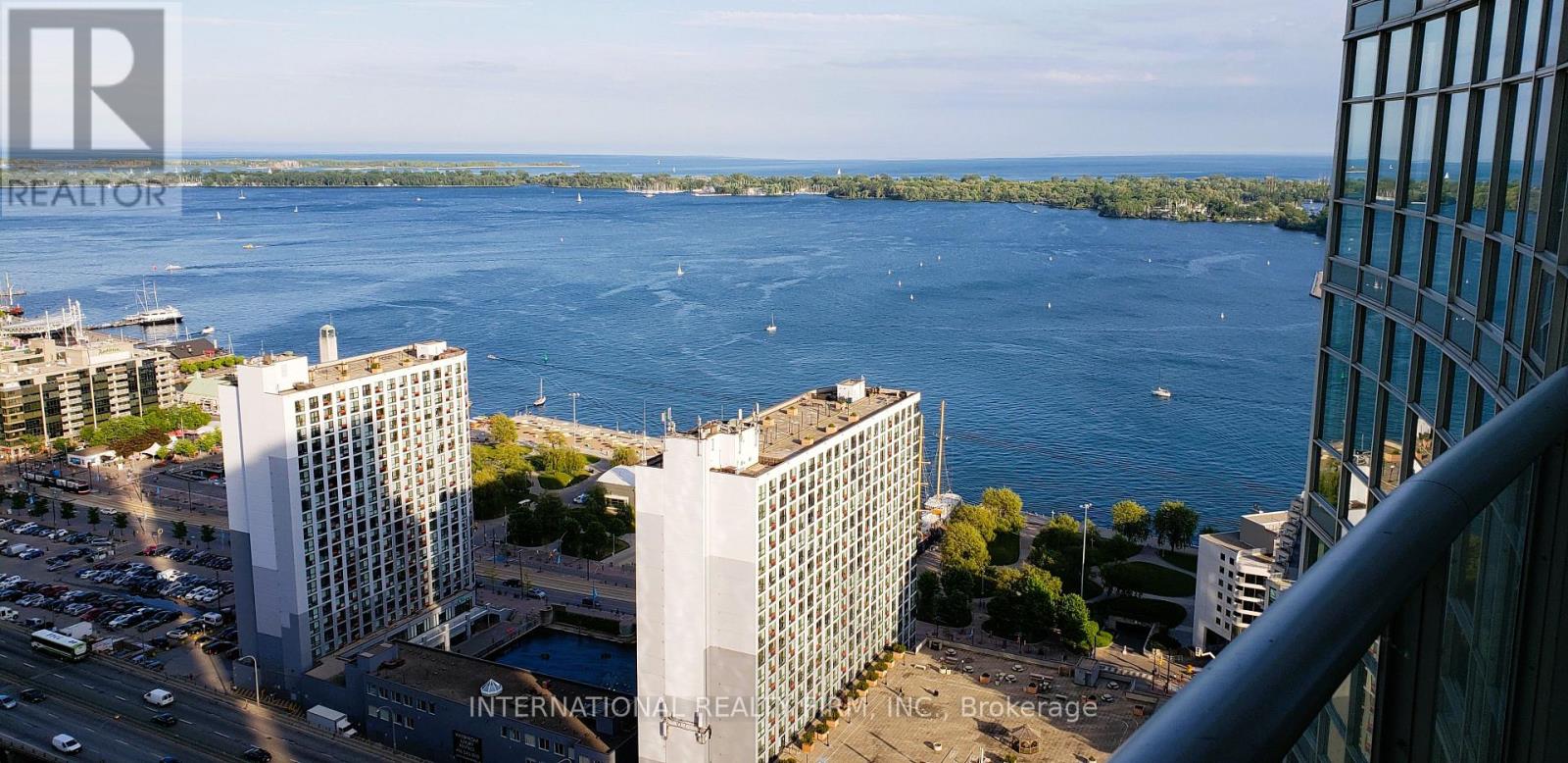 4008 - 35 Mariner Terrace, Toronto, Ontario  M5V 3V9 - Photo 23 - C12565278