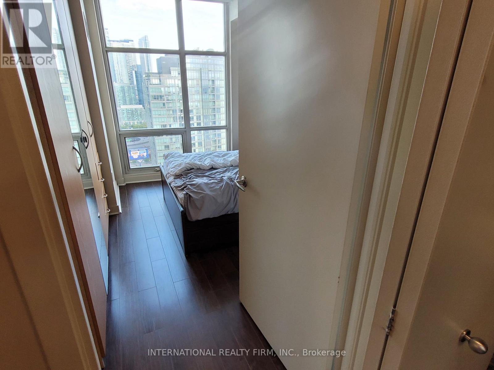 4008 - 35 Mariner Terrace, Toronto, Ontario  M5V 3V9 - Photo 27 - C12565278