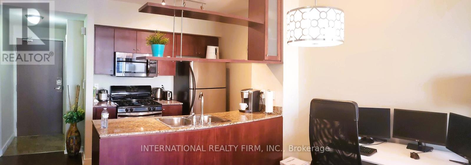 4008 - 35 Mariner Terrace, Toronto, Ontario  M5V 3V9 - Photo 5 - C12565278