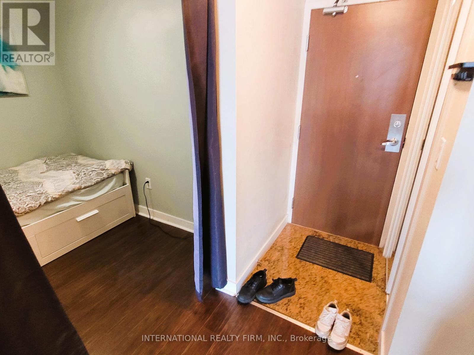 4008 - 35 Mariner Terrace, Toronto, Ontario  M5V 3V9 - Photo 6 - C12565278