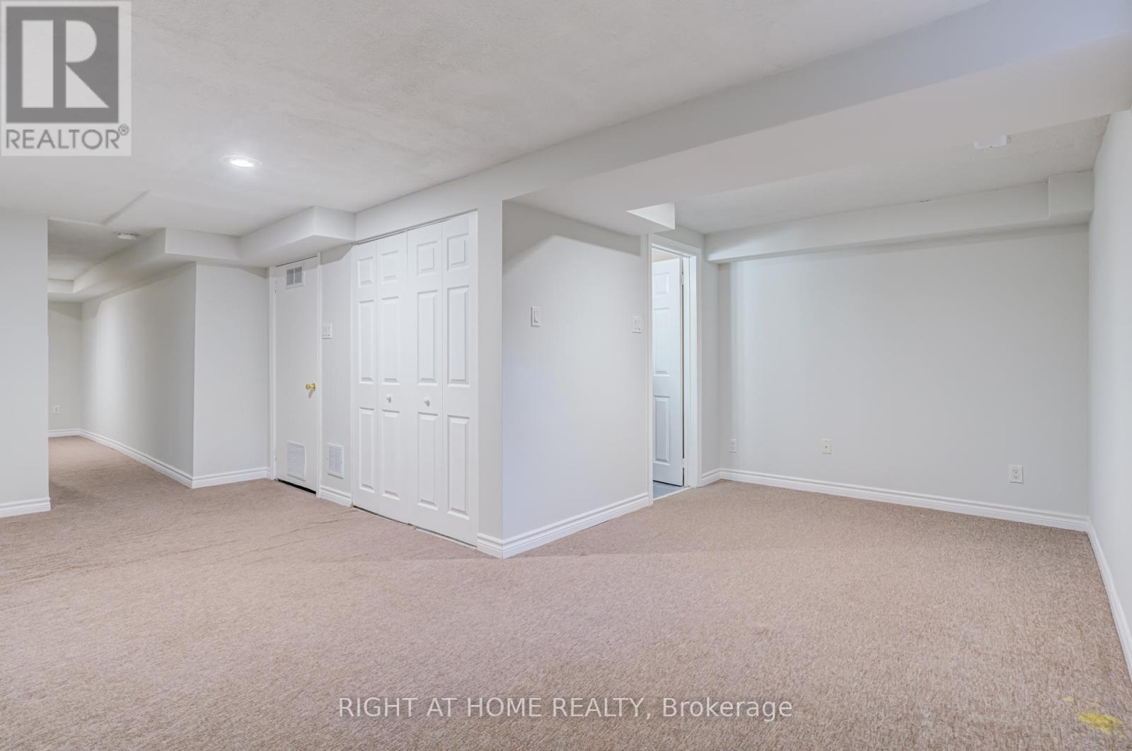 156 Woody Vine Way, Toronto, Ontario  M2J 4H6 - Photo 18 - C12565282