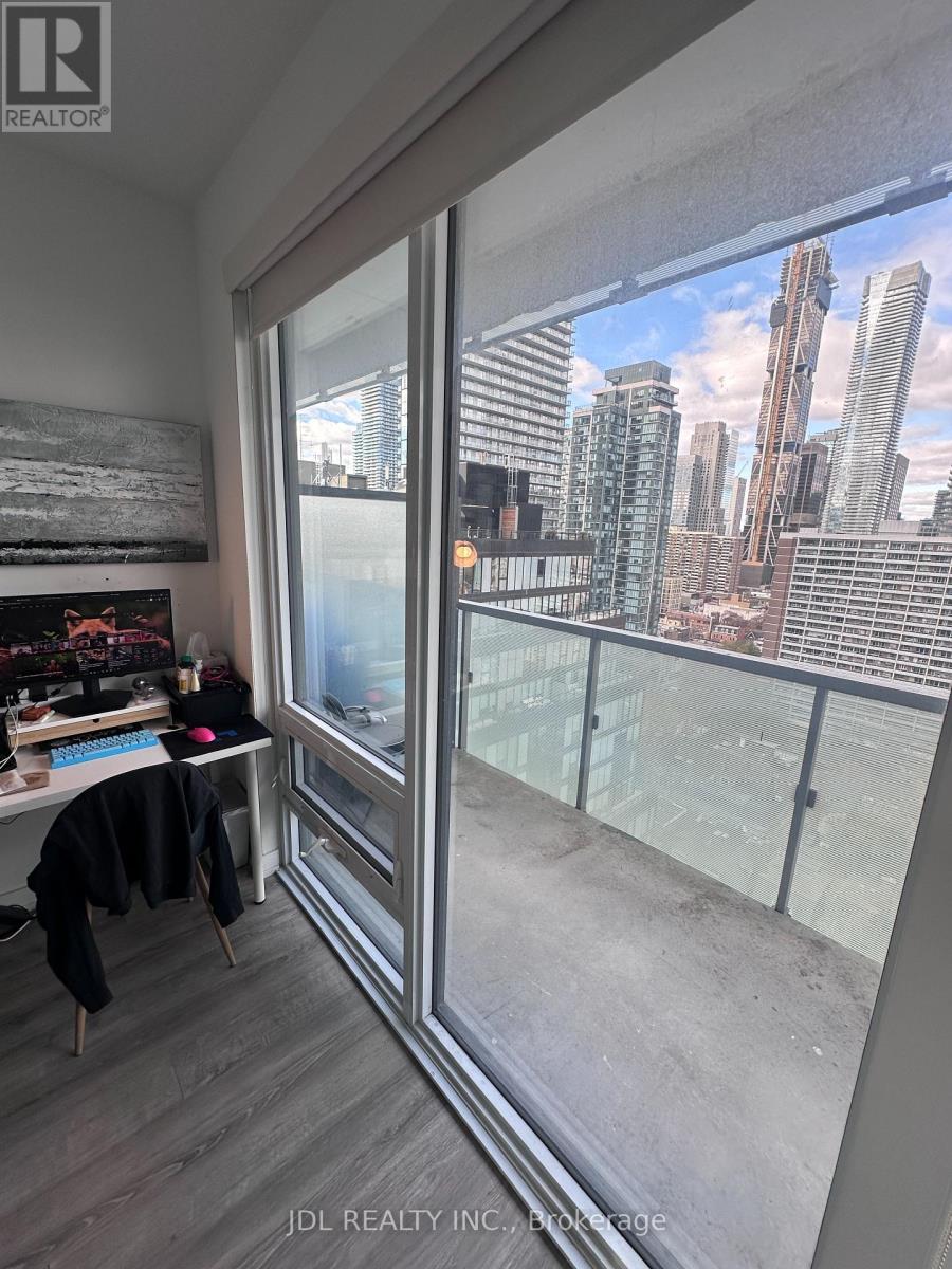 2207 - 28 Wellesley Street E, Toronto, Ontario  M4Y 0C4 - Photo 8 - C12565292