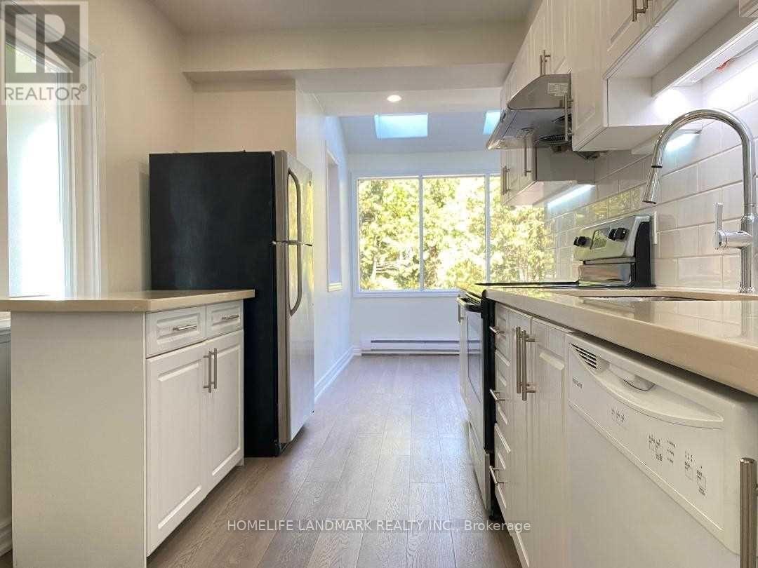 134 Manor Road E, Toronto, Ontario  M4S 1R6 - Photo 11 - C12565320