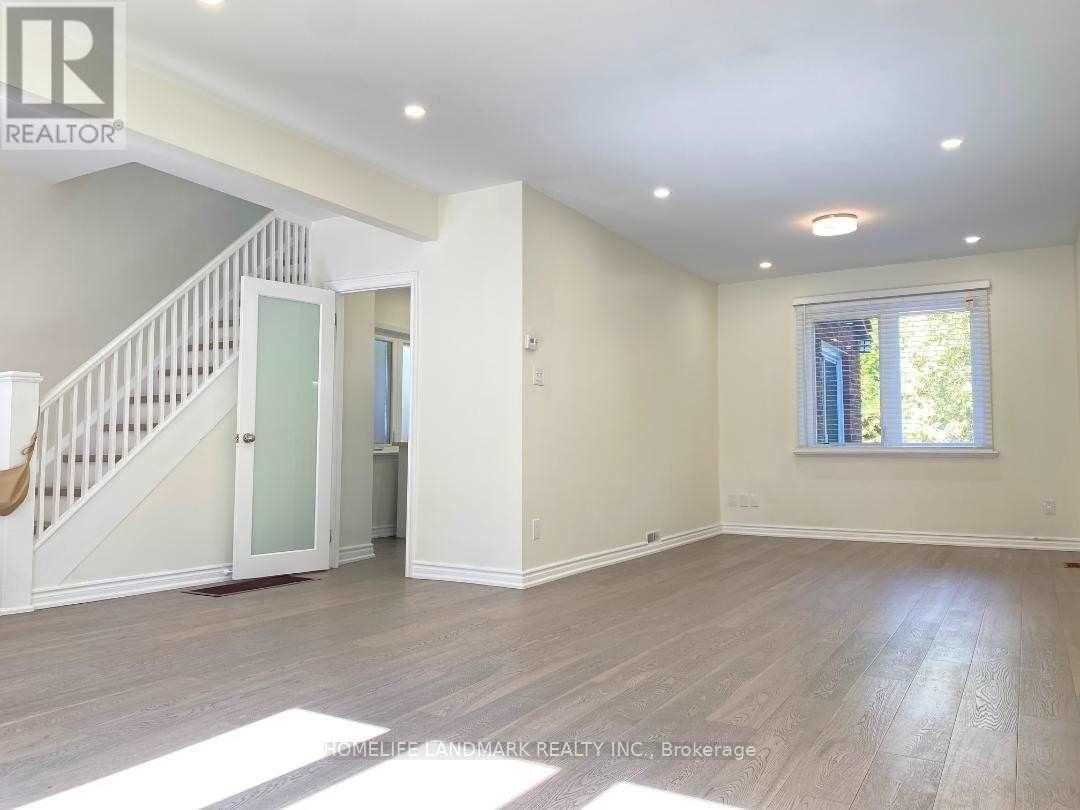 134 Manor Road E, Toronto, Ontario  M4S 1R6 - Photo 6 - C12565320