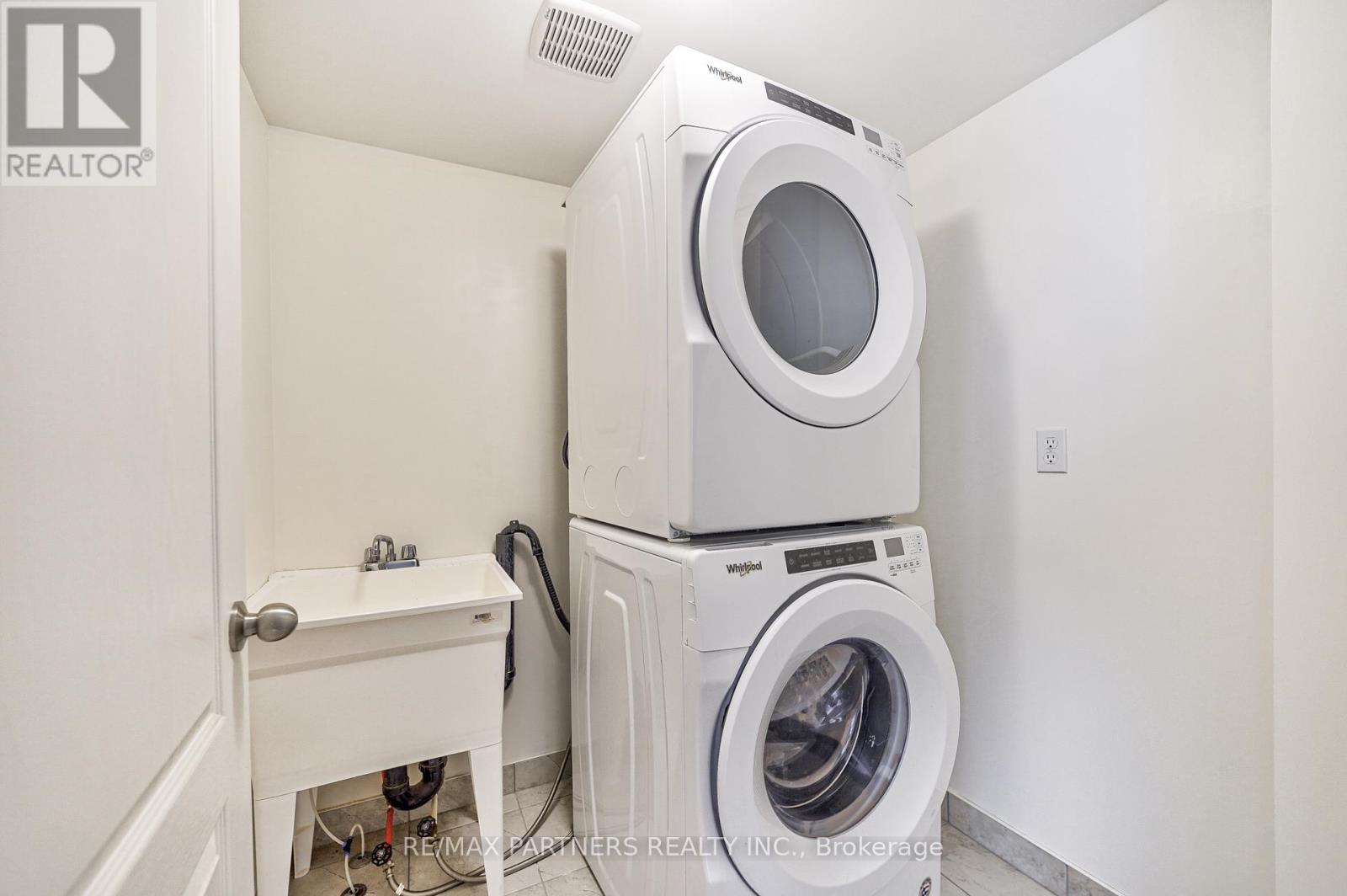 2615 Eaglesham Path, Oshawa, Ontario  L1L 0M7 - Photo 11 - E12565242