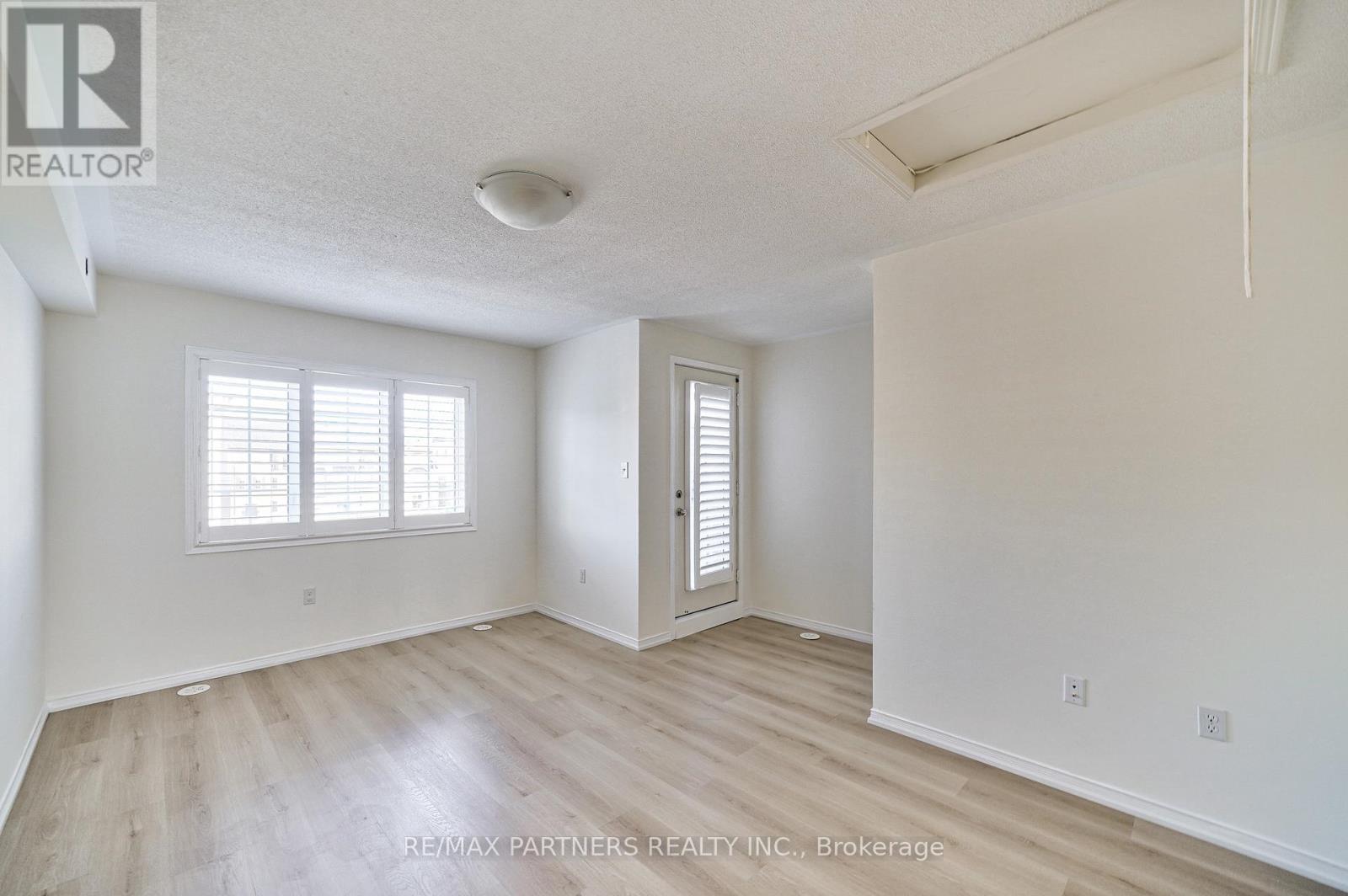 2615 Eaglesham Path, Oshawa, Ontario  L1L 0M7 - Photo 17 - E12565242