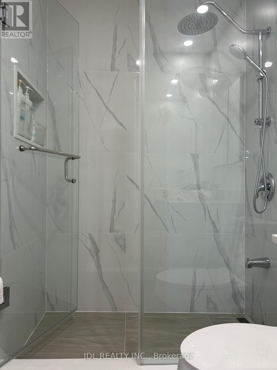 #17 - 2451 Bridletowne Circle, Toronto, Ontario  M1W 2Y4 - Photo 2 - E12565250