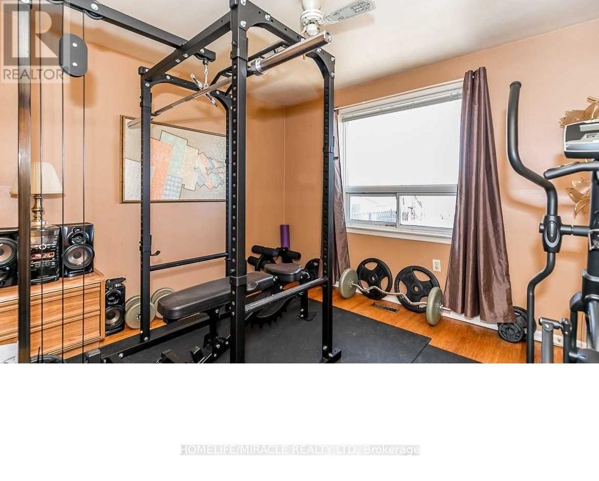 Main Floor - 24 Clementine Square, Toronto, Ontario  M1G 2V7 - Photo 11 - E12565252