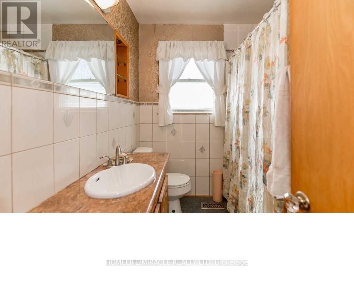 Main Floor - 24 Clementine Square, Toronto, Ontario  M1G 2V7 - Photo 12 - E12565252