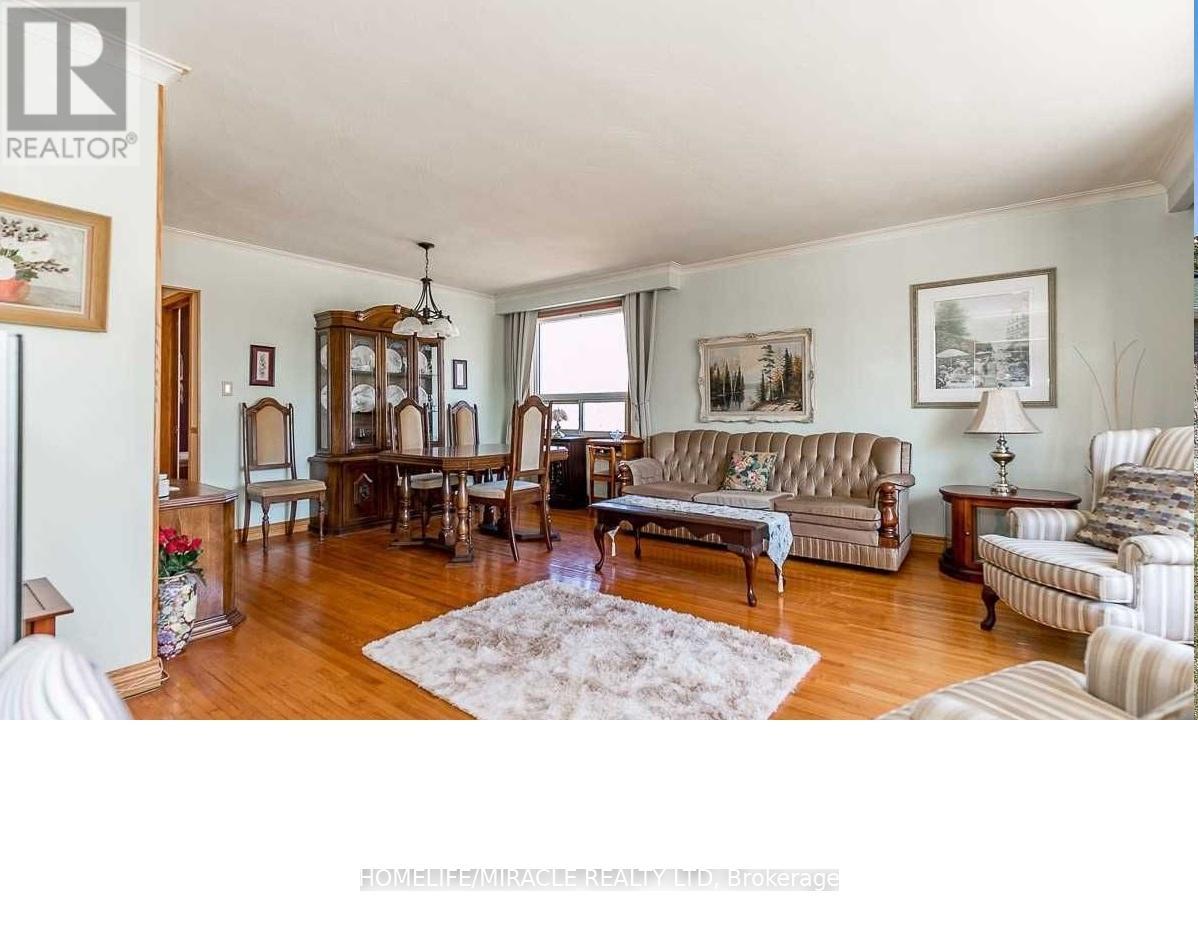 Main Floor - 24 Clementine Square, Toronto, Ontario  M1G 2V7 - Photo 3 - E12565252