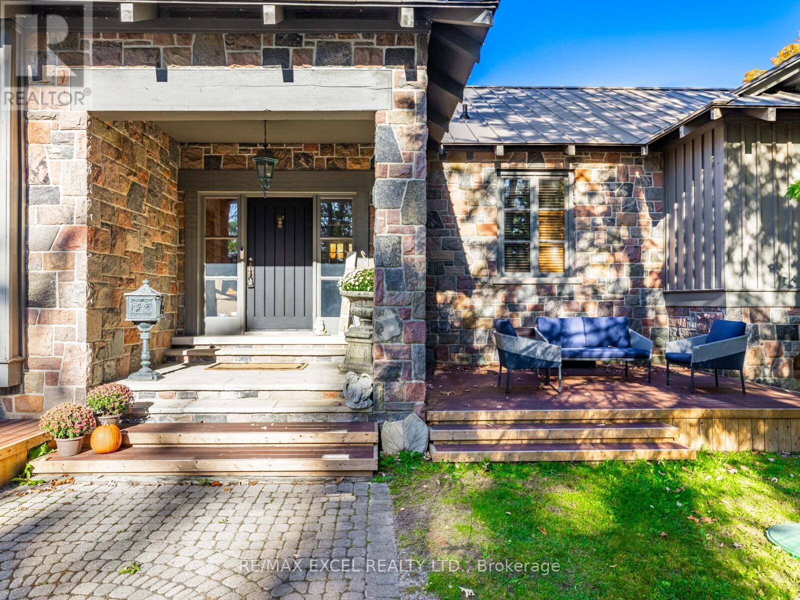 4138 19th Avenue, Markham, Ontario  L6C 1M2 - Photo 5 - N12565240