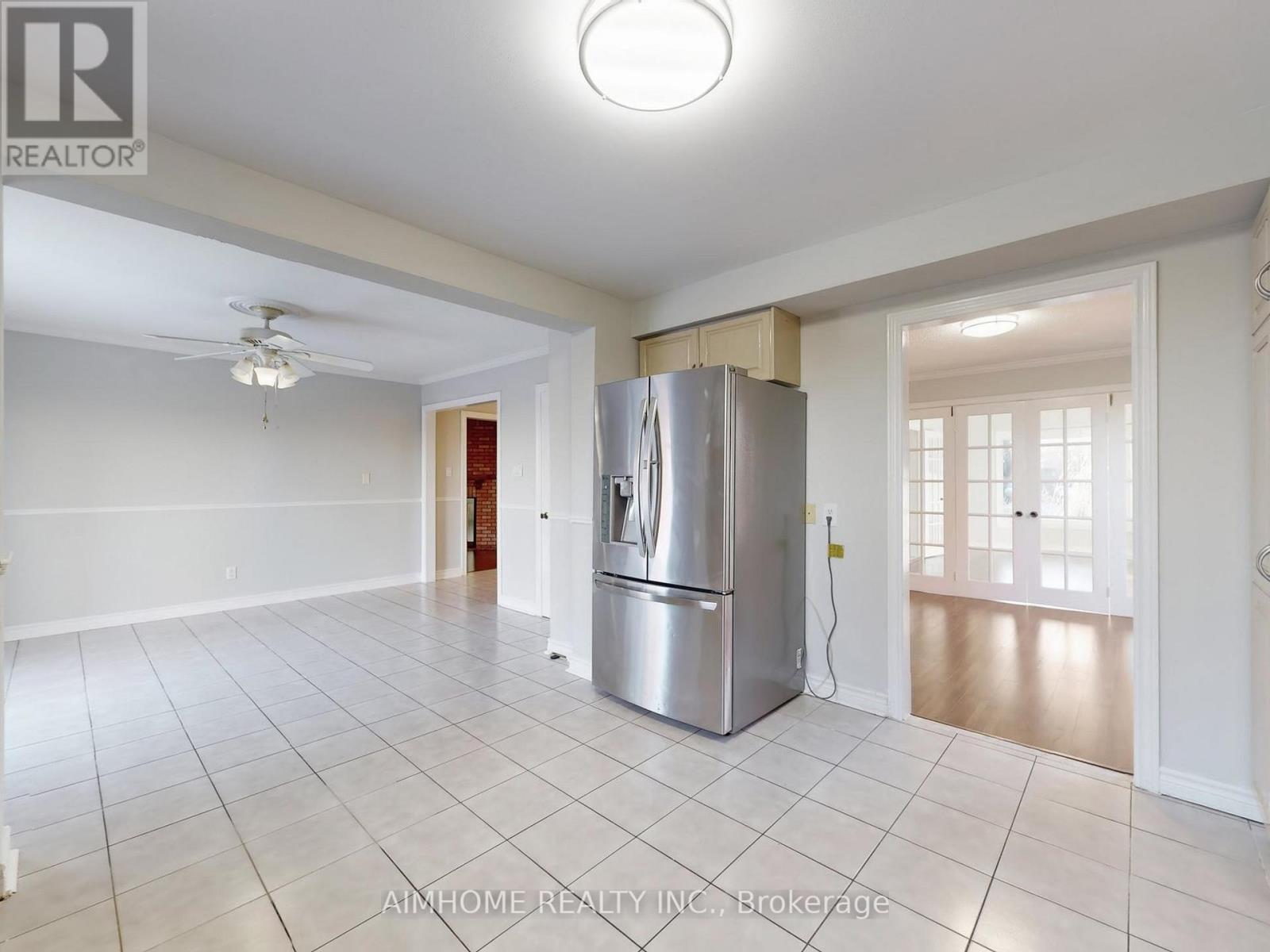 207 Kensit Avenue, Newmarket, Ontario  L3X 1S6 - Photo 15 - N12565244