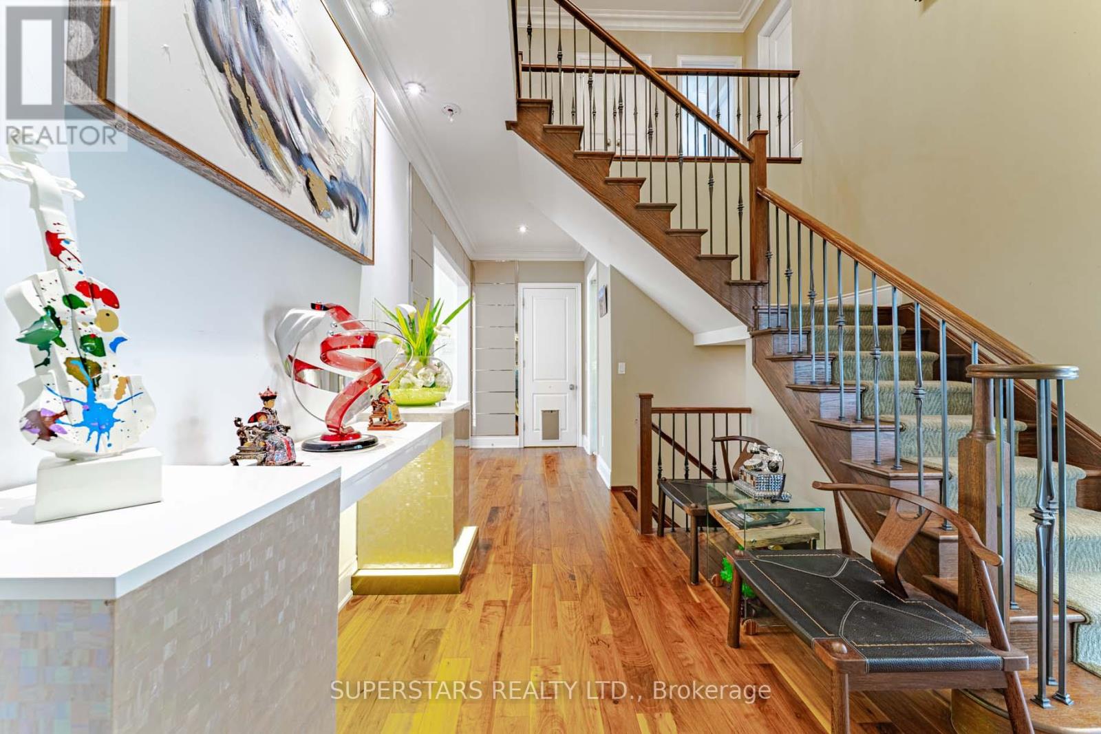 19 Royal County Down Crescent, Markham, Ontario  L6C 0K1 - Photo 8 - N12565248