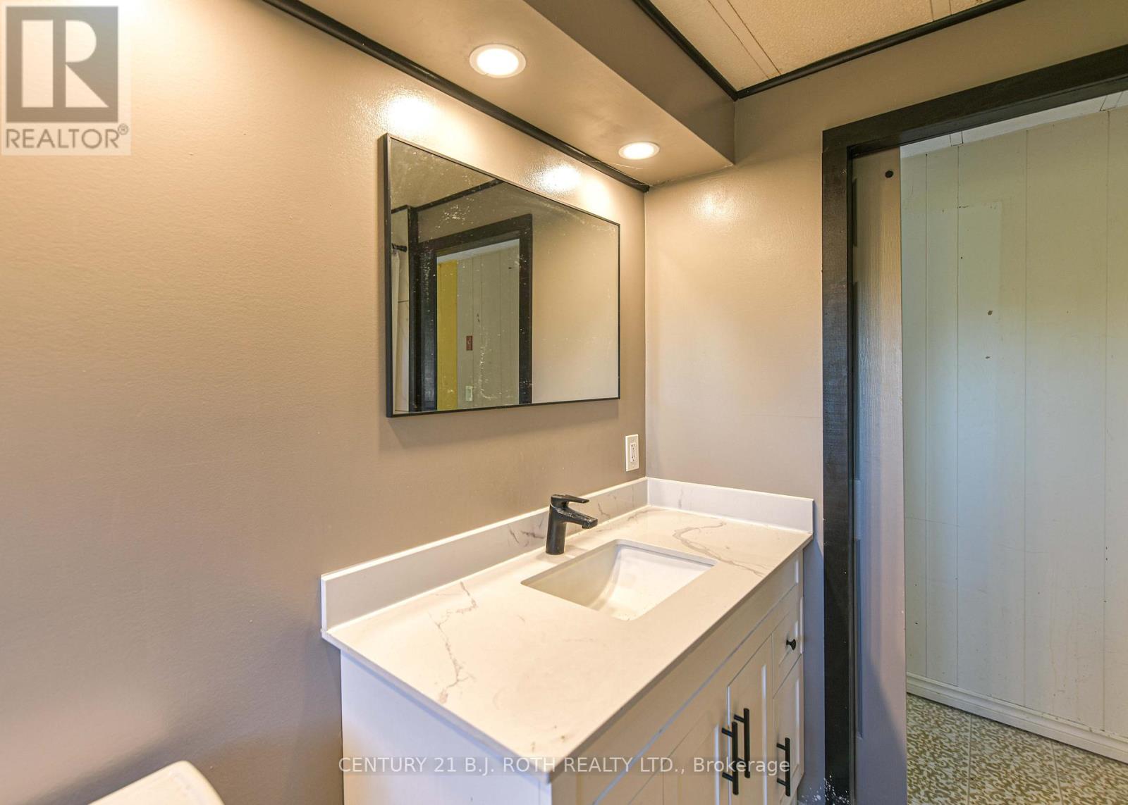 19 Claremont Crescent, Oro-Medonte, Ontario  L3V 0P9 - Photo 24 - S12565318