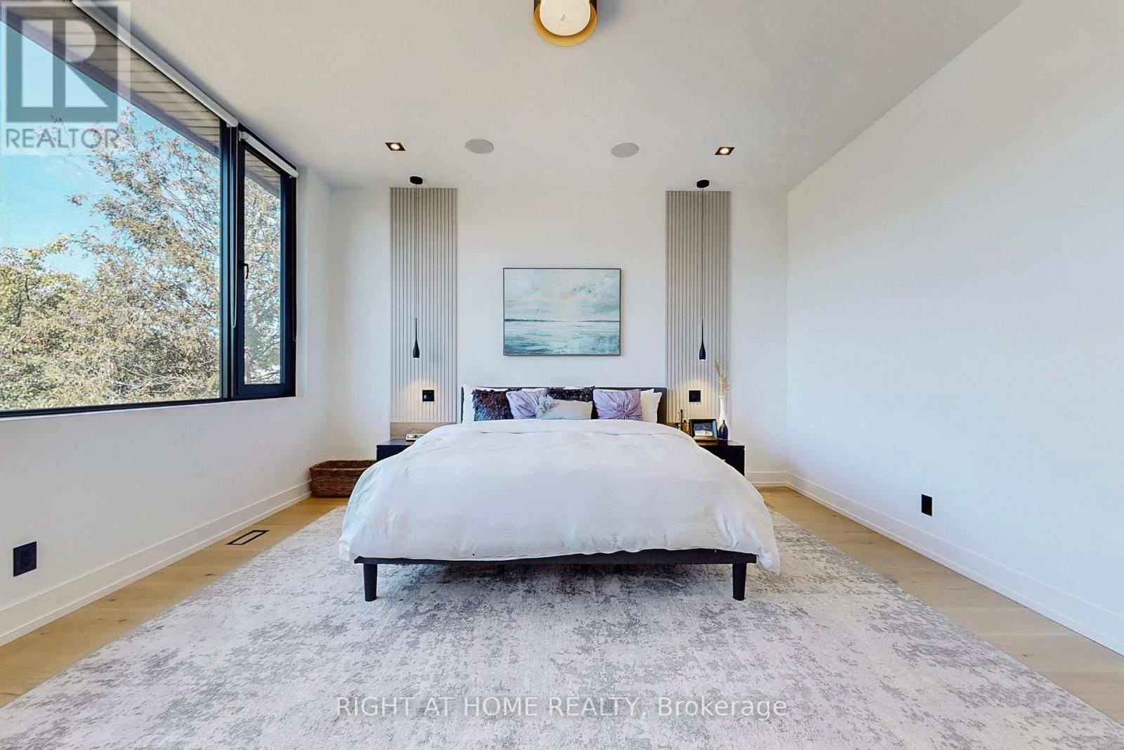 845 Seventh Street, Mississauga, Ontario  L5E 1N9 - Photo 11 - W12565262