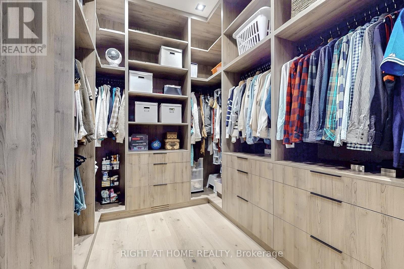 845 Seventh Street, Mississauga, Ontario  L5E 1N9 - Photo 15 - W12565262