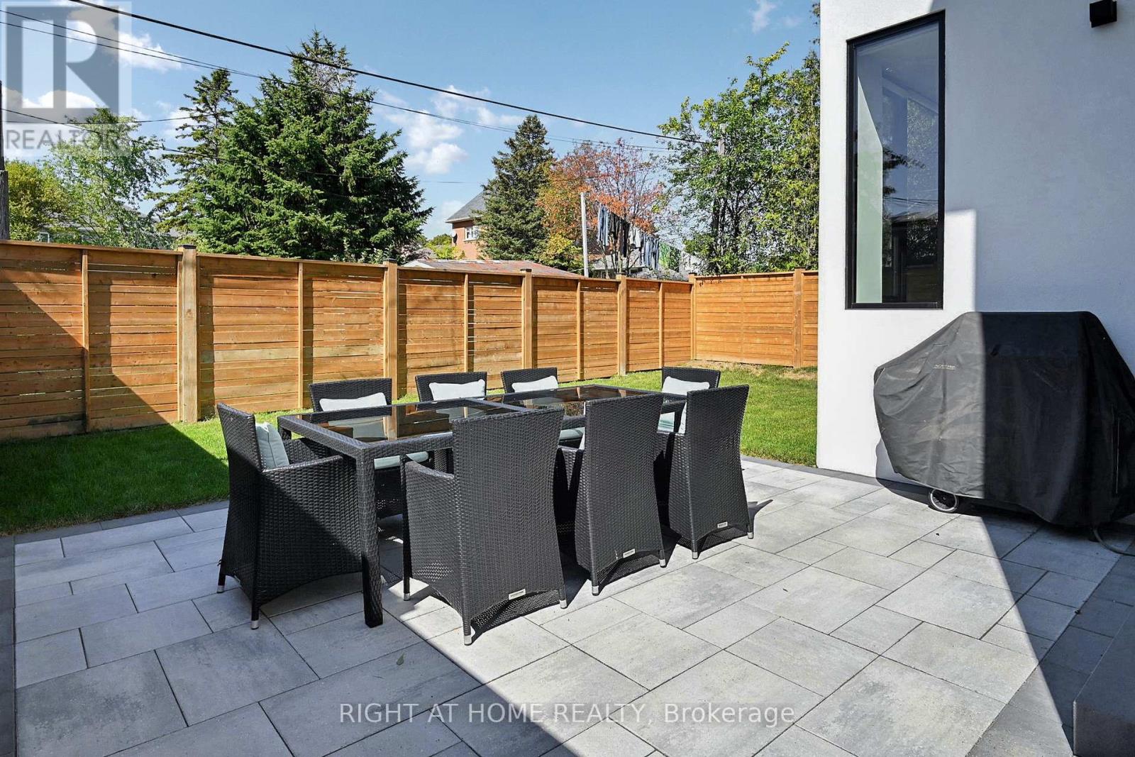 845 Seventh Street, Mississauga, Ontario  L5E 1N9 - Photo 23 - W12565262