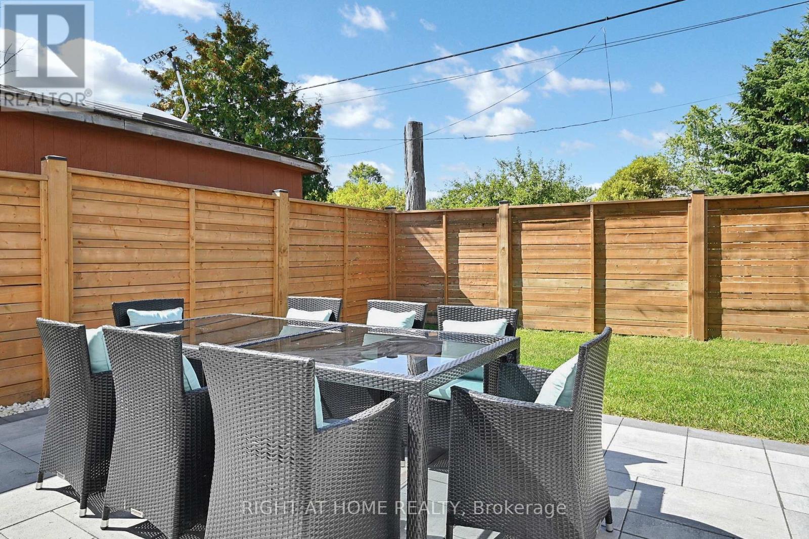 845 Seventh Street, Mississauga, Ontario  L5E 1N9 - Photo 24 - W12565262