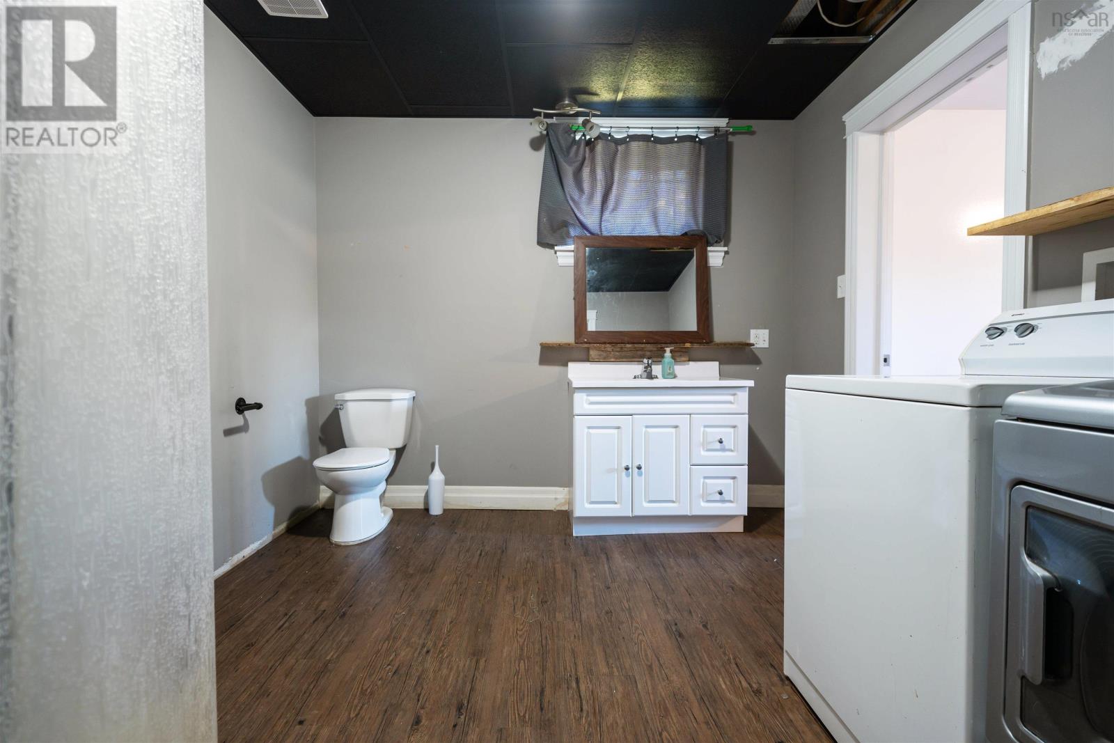 87 New Row, Thorburn, Nova Scotia  B0K 1W0 - Photo 37 - 202526621