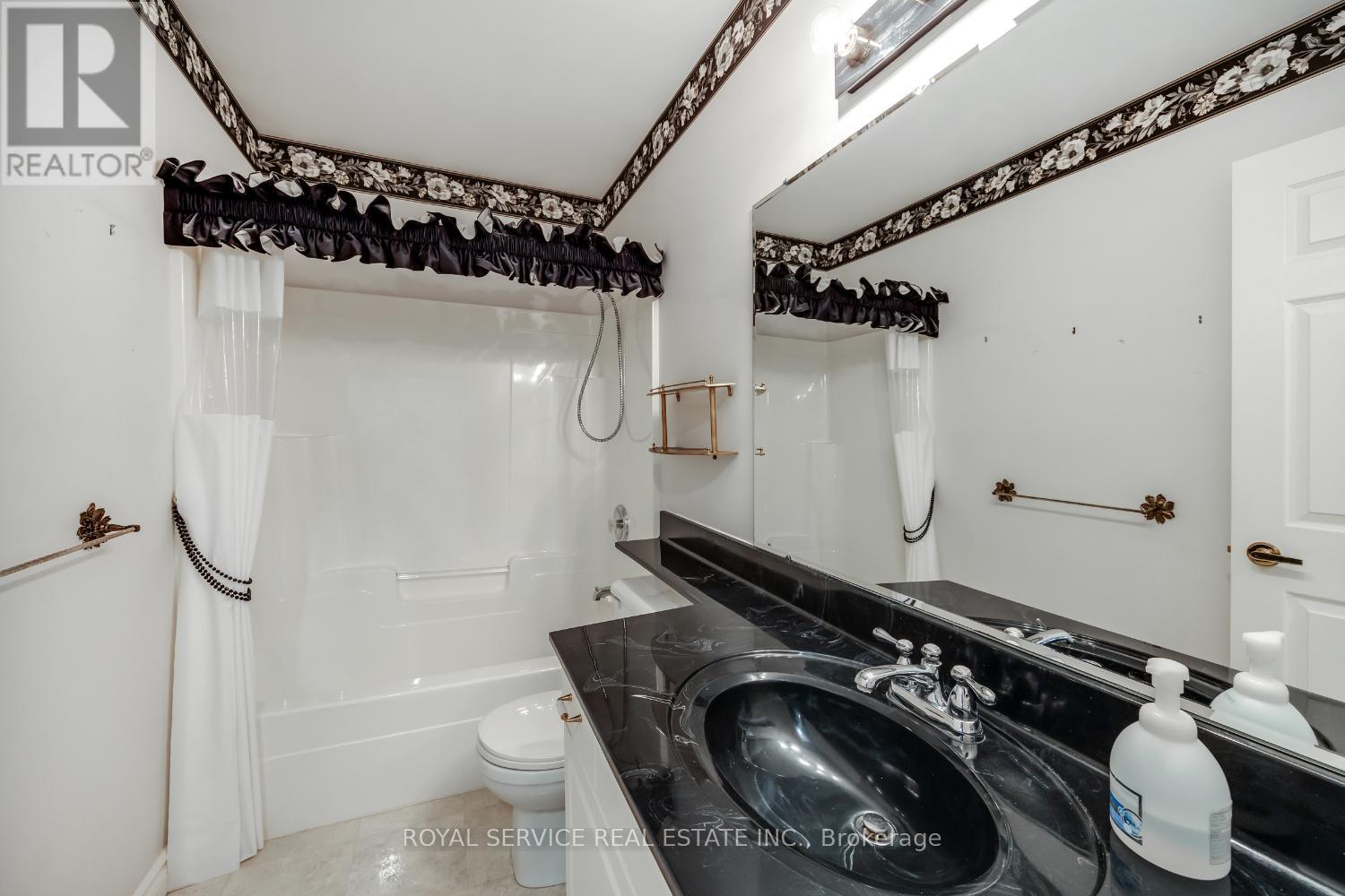 3 Mahood Court, Selwyn, Ontario  K0L 2H0 - Photo 17 - X12565354