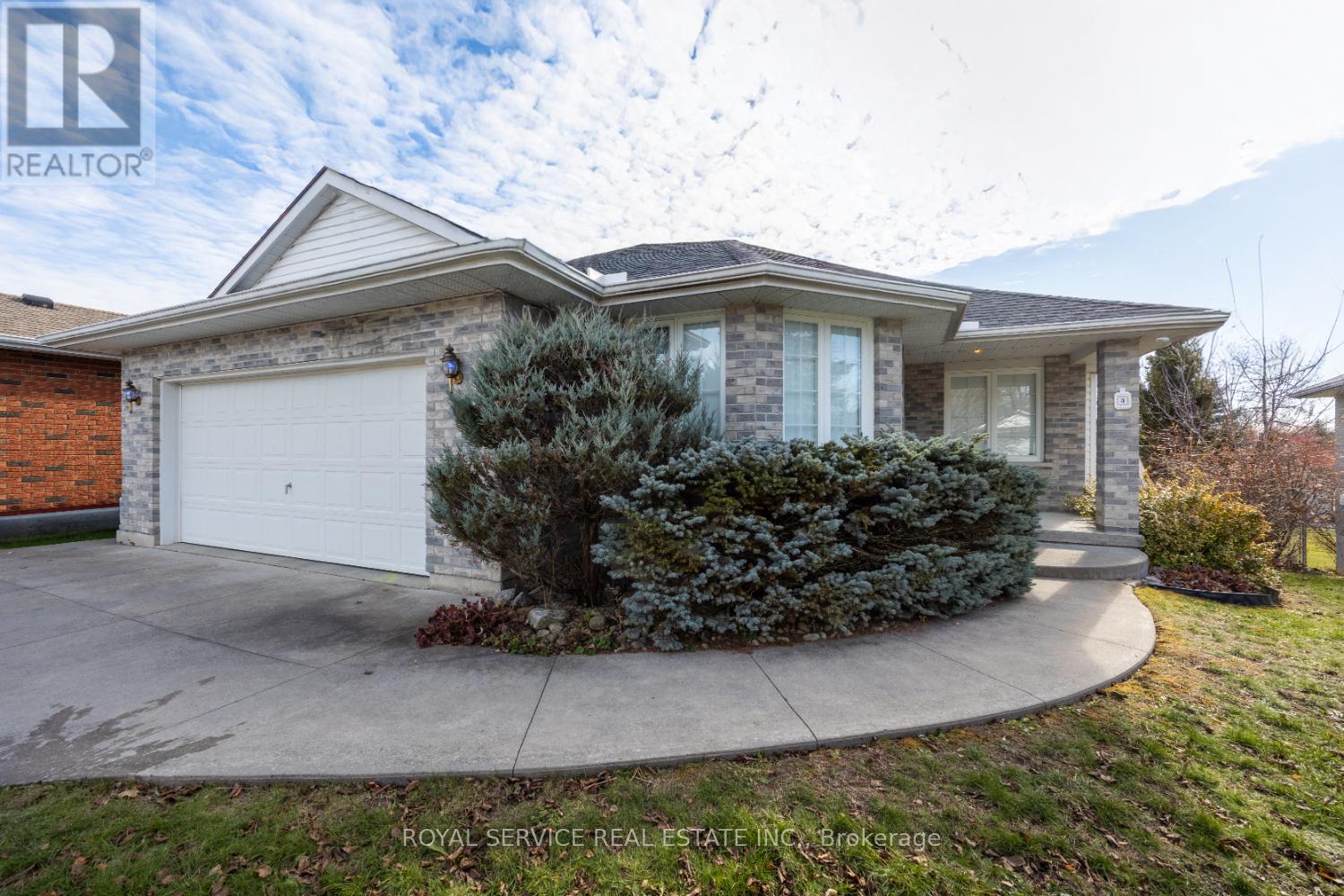 3 Mahood Court, Selwyn, Ontario  K0L 2H0 - Photo 2 - X12565354