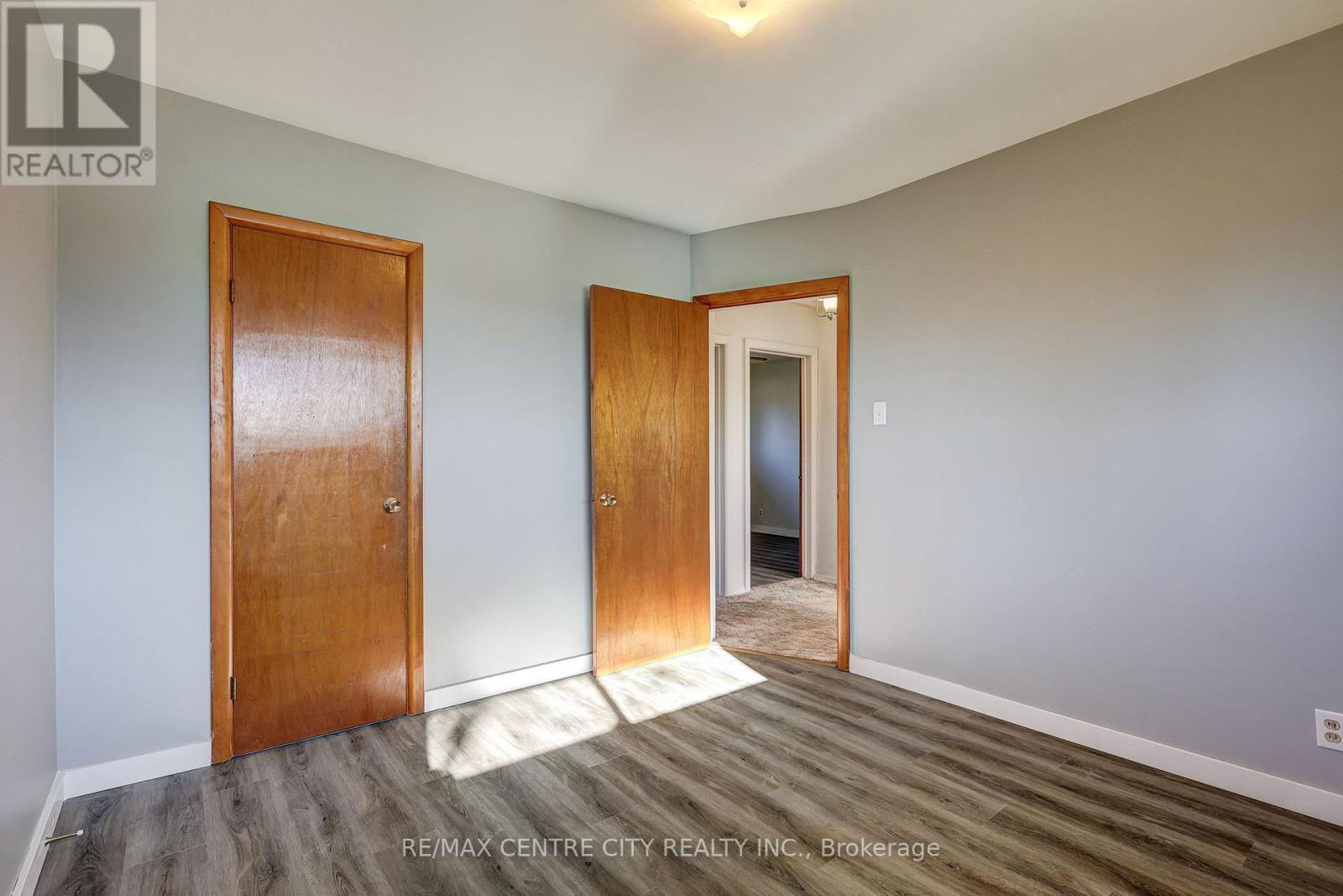 4 Brant Avenue, St. Thomas, Ontario  N5R 1Z4 - Photo 18 - X12565330