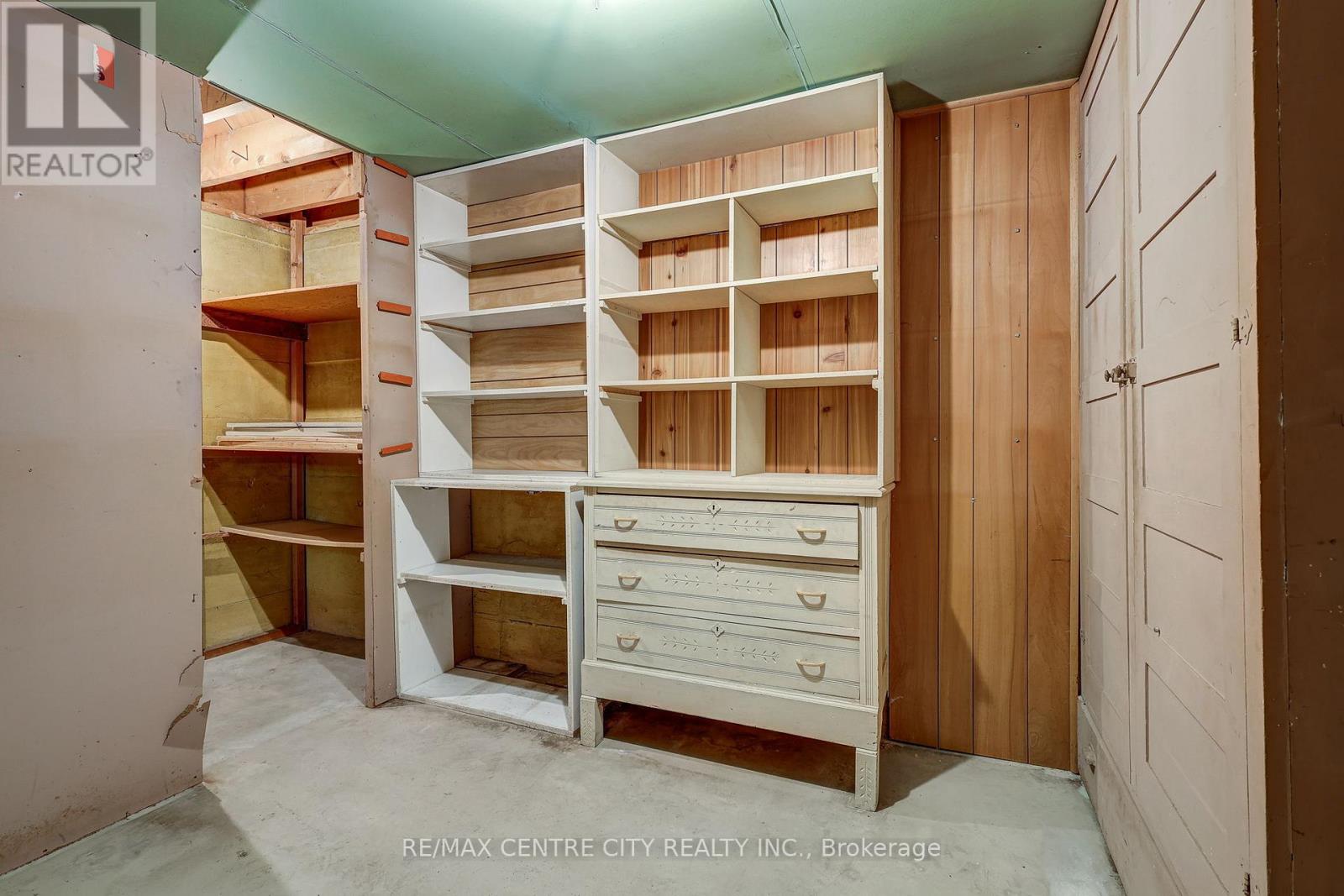 4 Brant Avenue, St. Thomas, Ontario  N5R 1Z4 - Photo 25 - X12565330