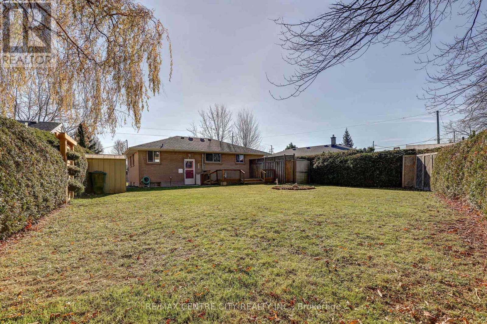 4 Brant Avenue, St. Thomas, Ontario  N5R 1Z4 - Photo 30 - X12565330