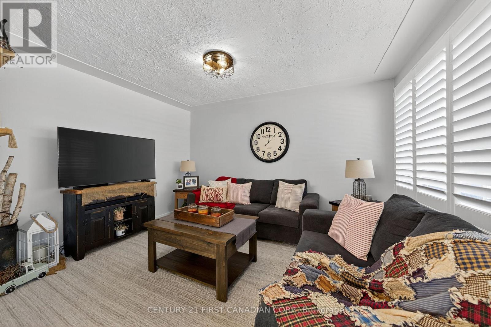 37 Tennyson Street, London East, Ontario  N5Z 2K6 - Photo 10 - X12565340