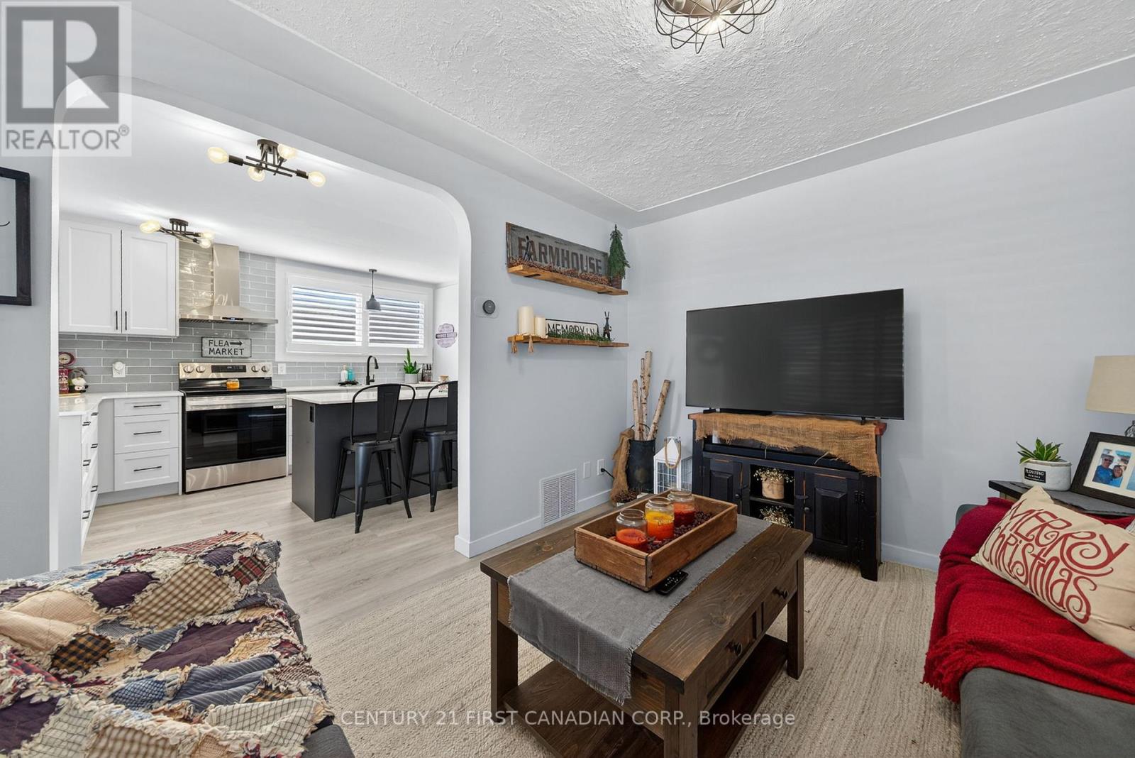 37 Tennyson Street, London East, Ontario  N5Z 2K6 - Photo 11 - X12565340