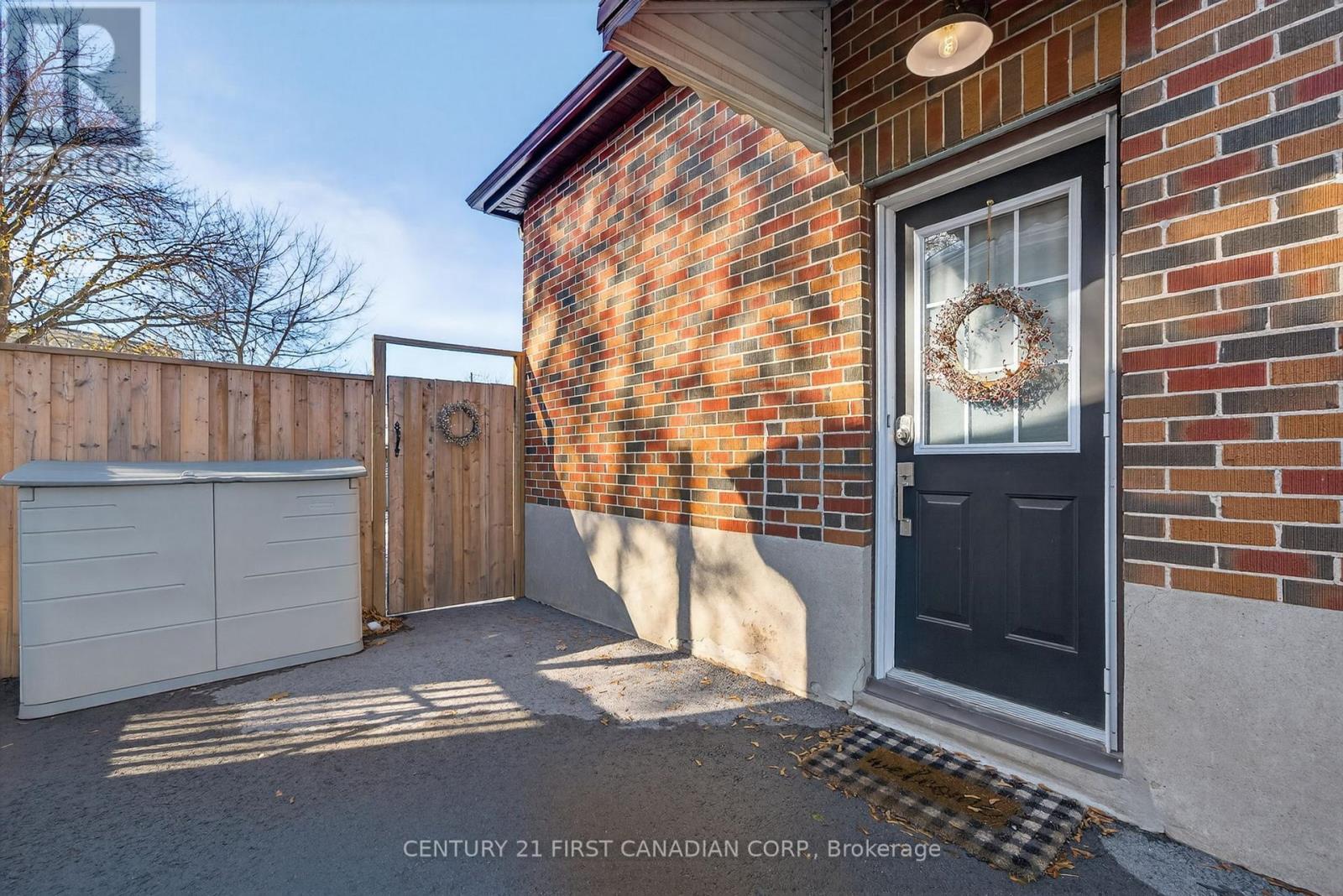 37 Tennyson Street, London East, Ontario  N5Z 2K6 - Photo 27 - X12565340