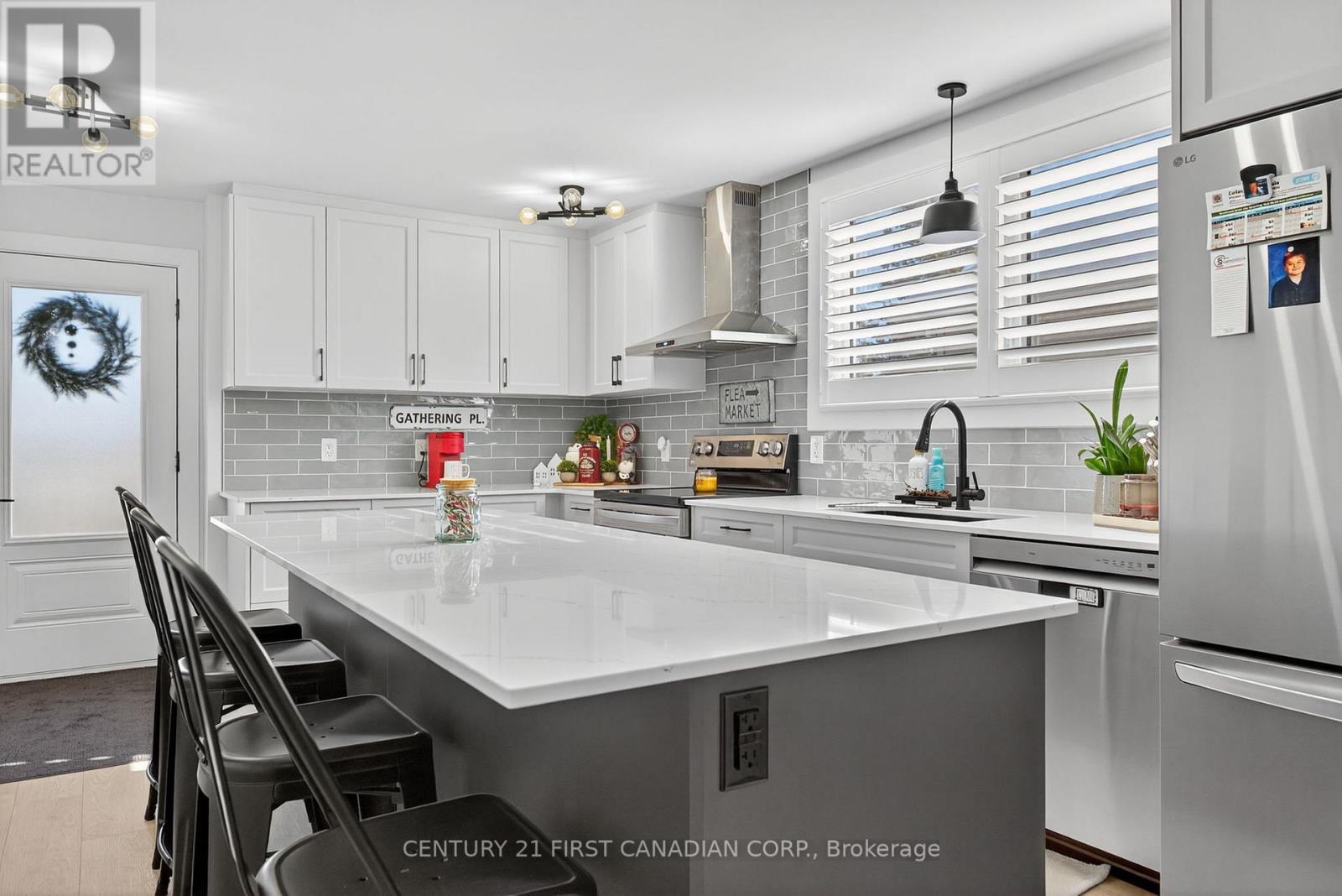 37 Tennyson Street, London East, Ontario  N5Z 2K6 - Photo 6 - X12565340