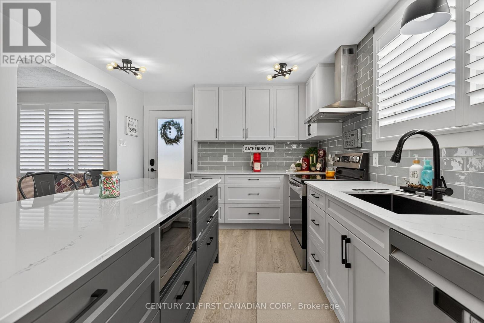 37 Tennyson Street, London East, Ontario  N5Z 2K6 - Photo 8 - X12565340