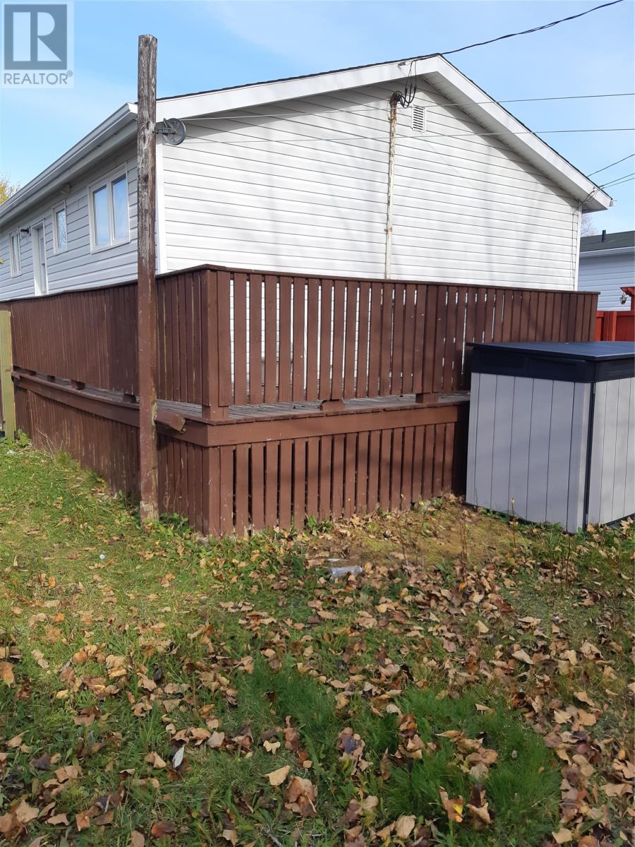 26 Gordon Street, Gander, Newfoundland & Labrador  A1V 1Z9 - Photo 18 - 1292729