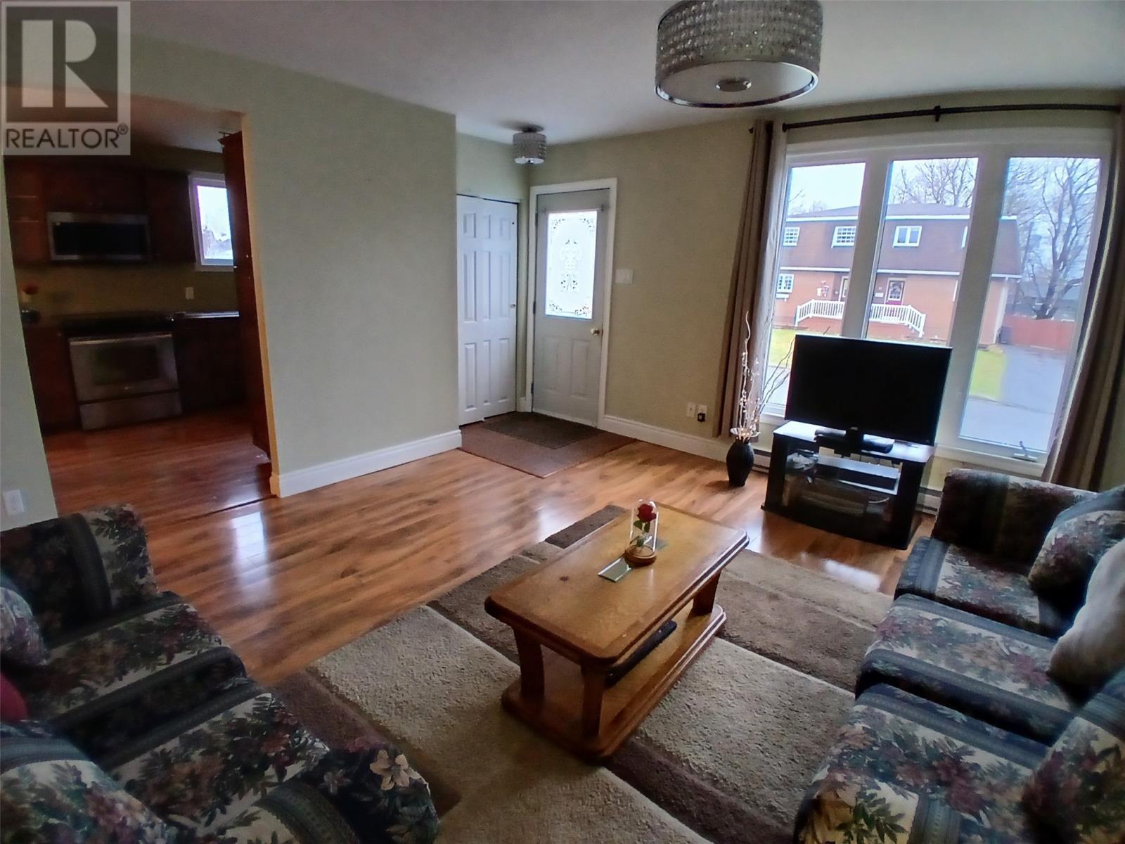 26 Gordon Street, Gander, Newfoundland & Labrador  A1V 1Z9 - Photo 3 - 1292729