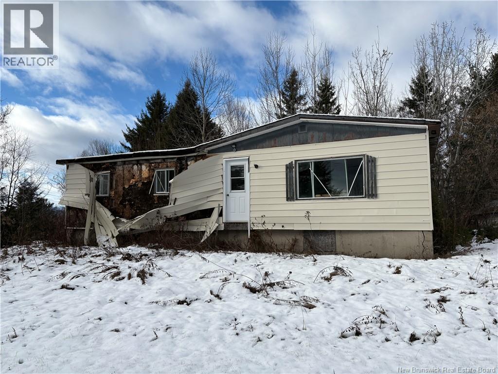 135 Mechanic Street, Bath, New Brunswick  E7J 1G9 - Photo 6 - NB130388