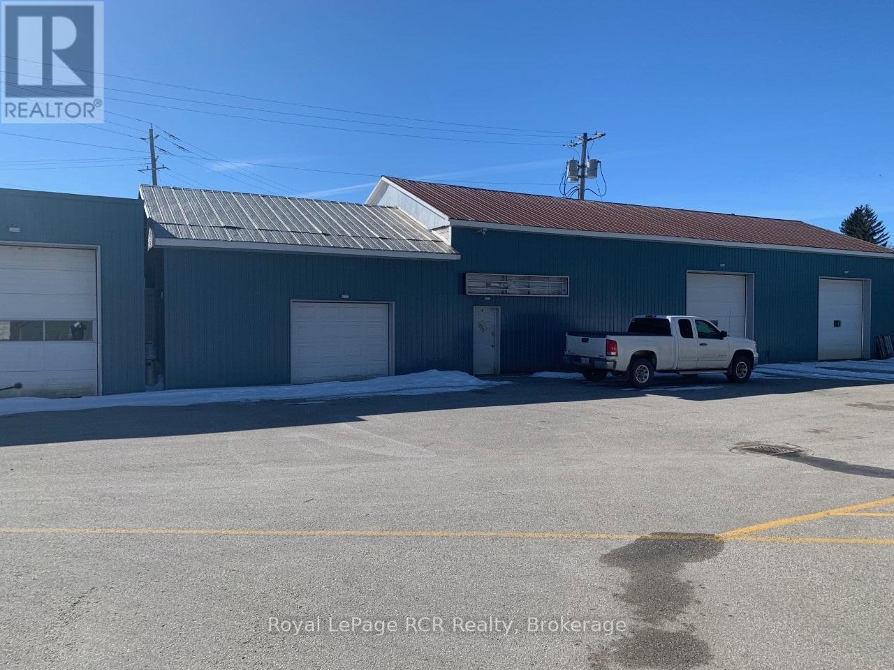 1010 9th Avenue W, Georgian Bluffs, Ontario  N4K 2G0 - Photo 37 - X12565334