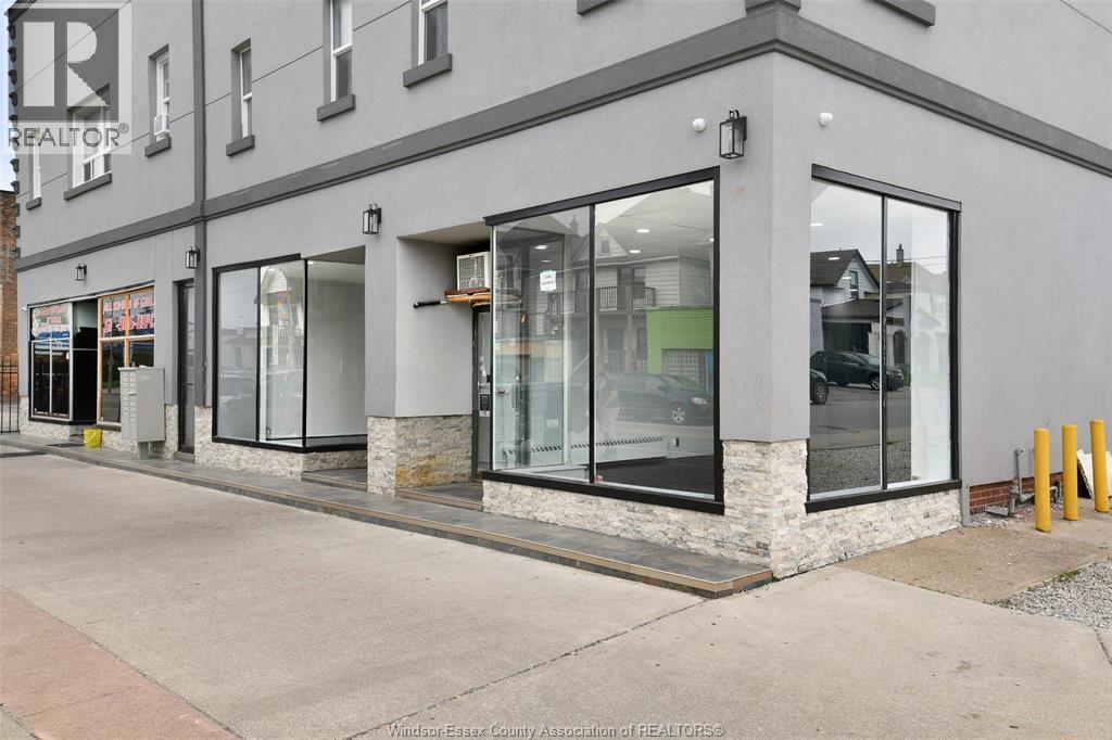 MLS# 25029293: 1194 WYANDOTTE STREET East, Windsor, Canada