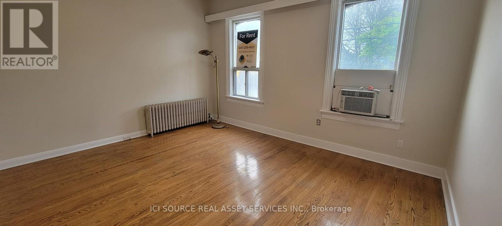 Upper - 360 Gerrard Street E, Toronto, Ontario  M5A 2G7 - Photo 2 - C12565332