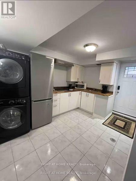 18 Ravenrock Court, Toronto, Ontario  M3A 2Y9 - Photo 7 - C12565348